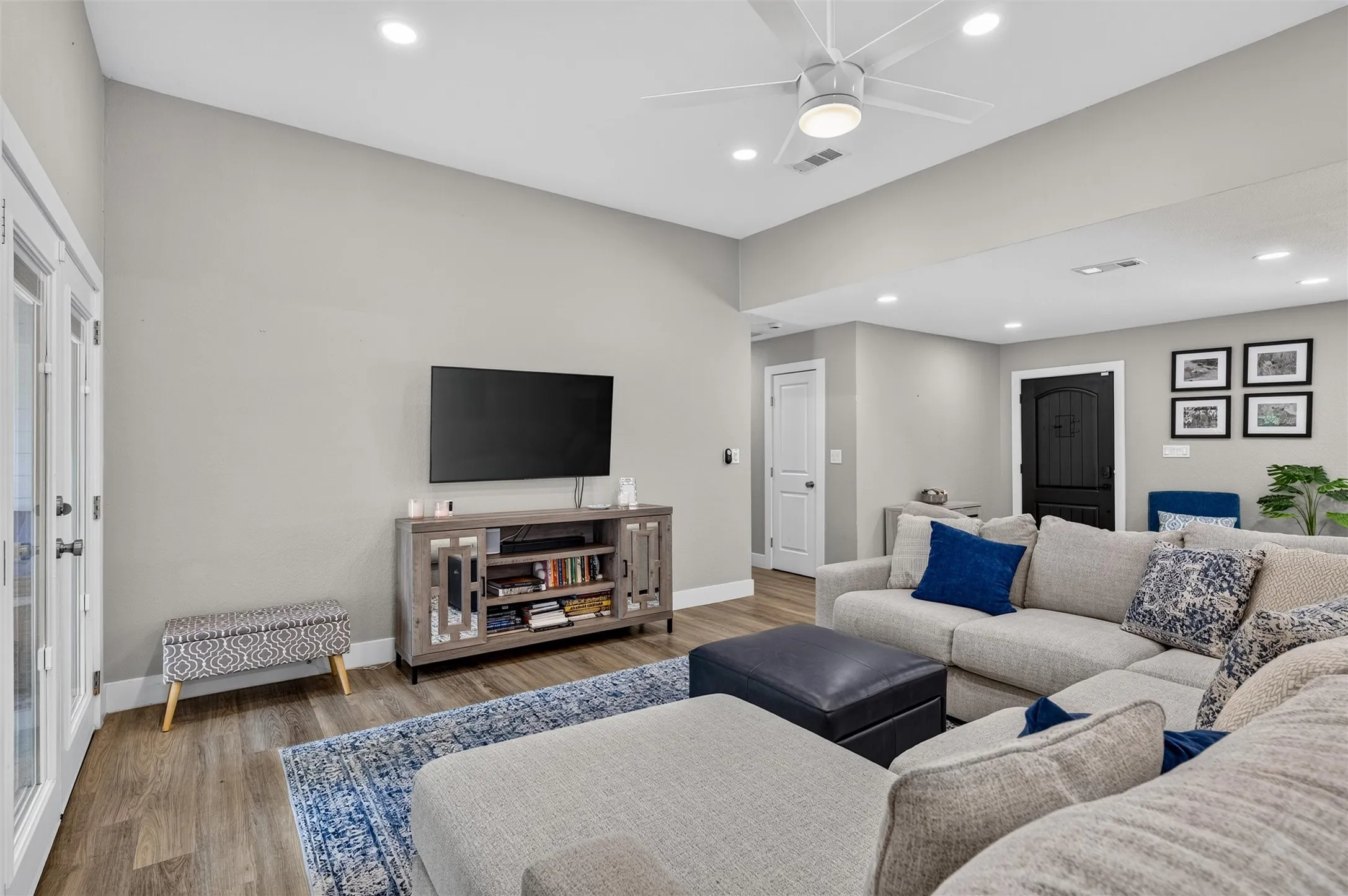 Single Family Residence For Sale in Dallas County , 11335 Mccree Road, Dallas, Texas 75238, 4 Bedroom, 2 Bathroom, 2 Garage spaces, 1,980 Sqft, built in 1972, mls#21381061, Real Estate Agent in Dallas, Homes For Sale in Dallas county, Homes For Sale in Dallas, Realtor in Dallas Texas, Real Estate Brokerage Independent Realty Texas, Luminita Cordes Realtor