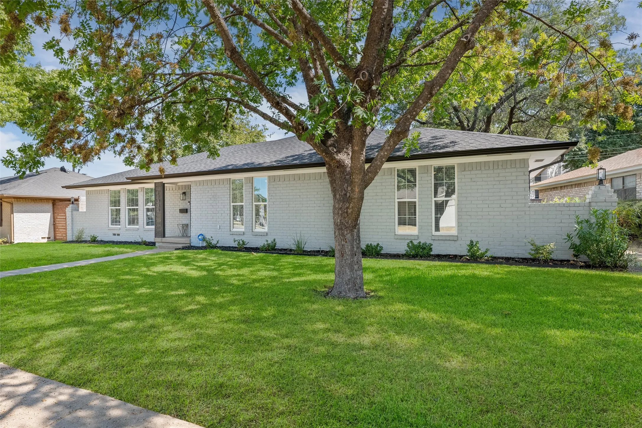 Single Family Residence For Sale in Dallas County , 11335 Mccree Road, Dallas, Texas 75238, 4 Bedroom, 2 Bathroom, 2 Garage spaces, 1,980 Sqft, built in 1972, mls#21381061, Real Estate Agent in Dallas, Homes For Sale in Dallas county, Homes For Sale in Dallas, Realtor in Dallas Texas, Real Estate Brokerage Independent Realty Texas, Luminita Cordes Realtor