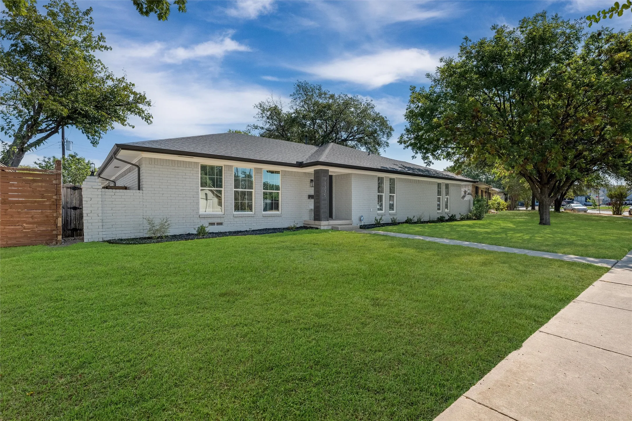 Single Family Residence For Sale in Dallas County , 11335 Mccree Road, Dallas, Texas 75238, 4 Bedroom, 2 Bathroom, 2 Garage spaces, 1,980 Sqft, built in 1972, mls#21381061, Real Estate Agent in Dallas, Homes For Sale in Dallas county, Homes For Sale in Dallas, Realtor in Dallas Texas, Real Estate Brokerage Independent Realty Texas, Luminita Cordes Realtor