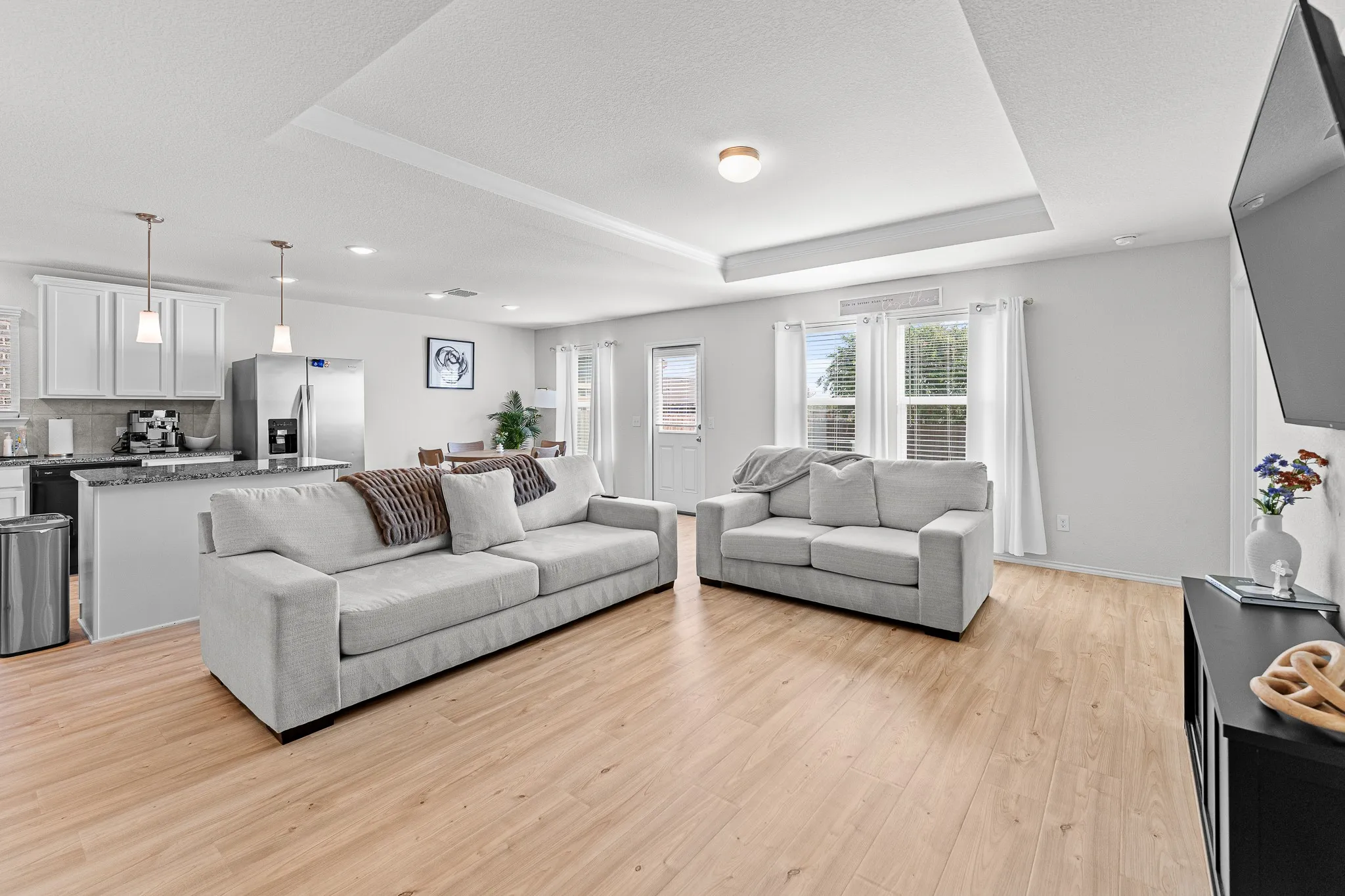 Single Family Residence For Rent in Tarrant County , 9120 Lookout, Fort Worth, Texas 76179, 3 Bedroom, 2 Bathroom, 2 Garage spaces, 1,431 Sqft, built in 2020, mls#21381805, Real Estate Agent in Fort Worth, Homes For Rent in Tarrant county, Homes For Rent in Fort Worth, Realtor in Fort Worth Texas, Real Estate Brokerage Independent Realty Texas, Luminita Cordes Realtor