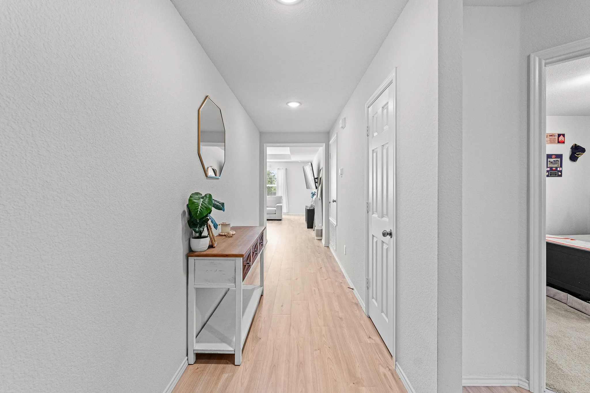 Single Family Residence For Rent in Tarrant County , 9120 Lookout, Fort Worth, Texas 76179, 3 Bedroom, 2 Bathroom, 2 Garage spaces, 1,431 Sqft, built in 2020, mls#21381805, Real Estate Agent in Fort Worth, Homes For Rent in Tarrant county, Homes For Rent in Fort Worth, Realtor in Fort Worth Texas, Real Estate Brokerage Independent Realty Texas, Luminita Cordes Realtor