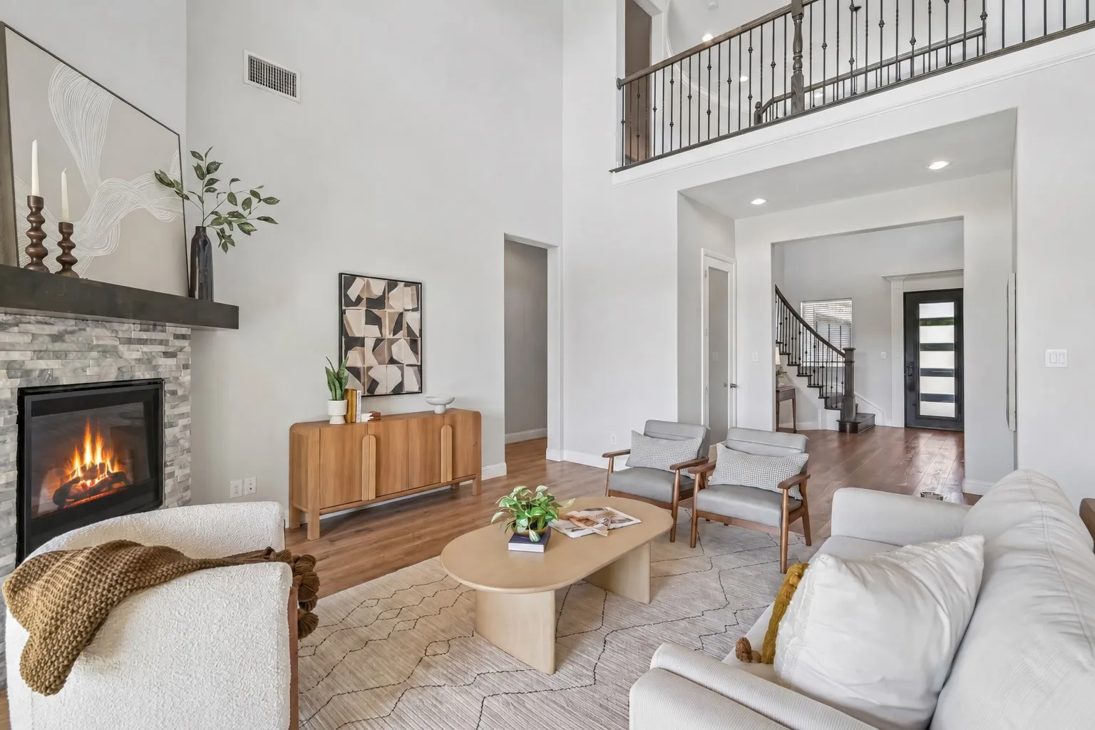 Single Family Residence For Sale in Tarrant County , 1600 Country Club Drive, Mansfield, Texas 76063, 4 Bedroom, 5 Bathroom, 3 Garage spaces, 4,272 Sqft, built in 2019, mls#21381803, Real Estate Agent in Mansfield, Homes For Sale in Tarrant county, Homes For Sale in Mansfield, Realtor in Mansfield Texas, Real Estate Brokerage Independent Realty Texas, Luminita Cordes Realtor