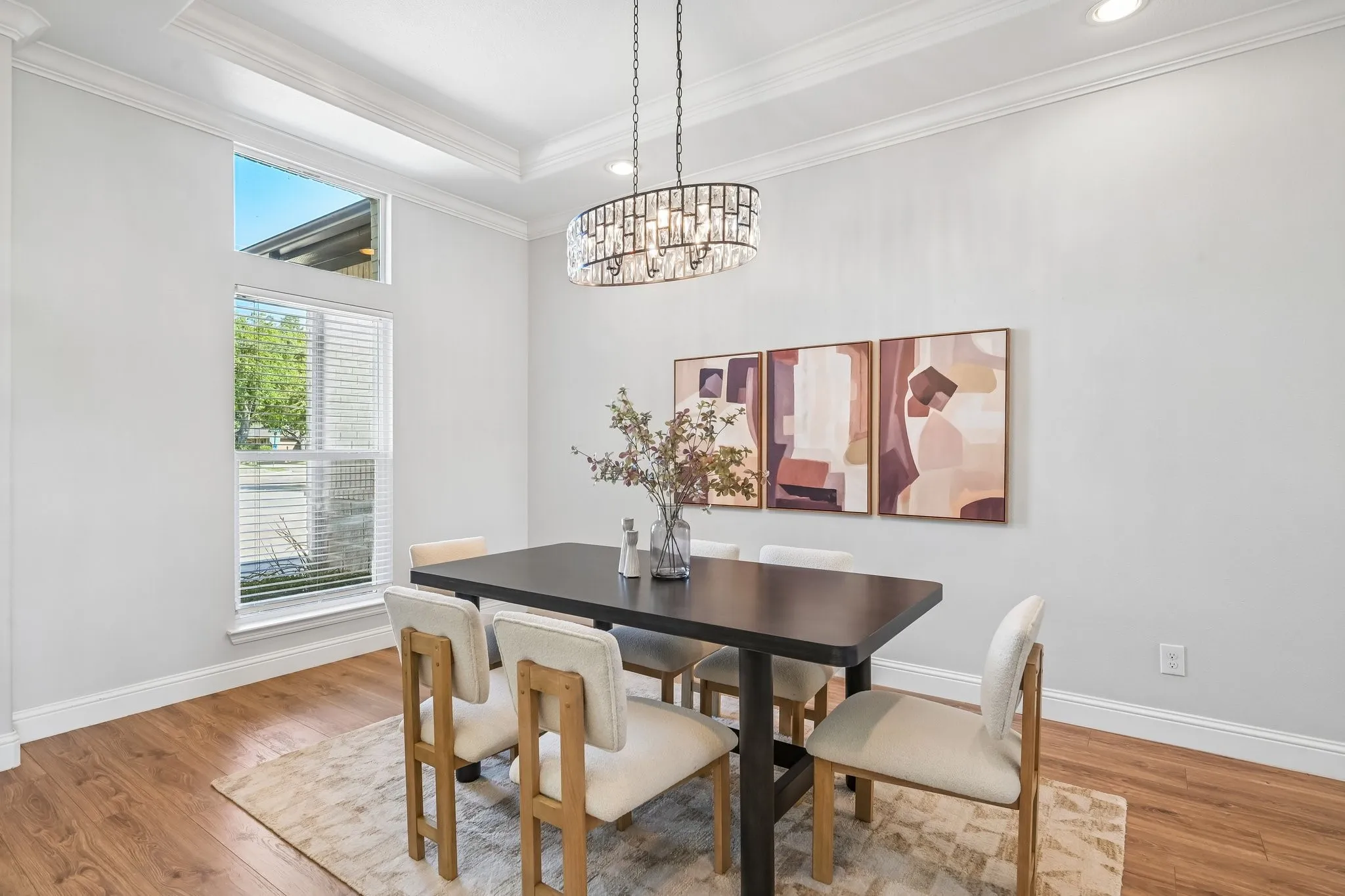 Single Family Residence For Sale in Tarrant County , 1600 Country Club Drive, Mansfield, Texas 76063, 4 Bedroom, 5 Bathroom, 3 Garage spaces, 4,272 Sqft, built in 2019, mls#21381803, Real Estate Agent in Mansfield, Homes For Sale in Tarrant county, Homes For Sale in Mansfield, Realtor in Mansfield Texas, Real Estate Brokerage Independent Realty Texas, Luminita Cordes Realtor