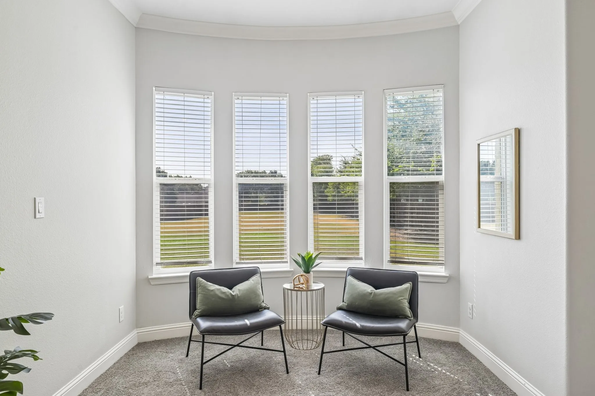 Single Family Residence For Sale in Tarrant County , 1600 Country Club Drive, Mansfield, Texas 76063, 4 Bedroom, 5 Bathroom, 3 Garage spaces, 4,272 Sqft, built in 2019, mls#21381803, Real Estate Agent in Mansfield, Homes For Sale in Tarrant county, Homes For Sale in Mansfield, Realtor in Mansfield Texas, Real Estate Brokerage Independent Realty Texas, Luminita Cordes Realtor