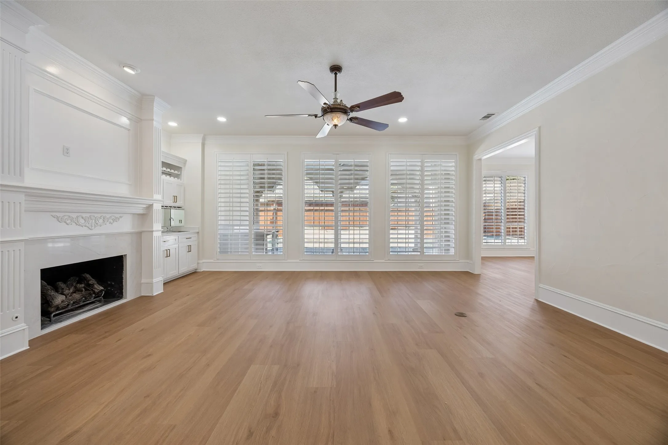 Single Family Residence For Sale in Collin County , 5107 Scarborough Lane, Dallas, Texas 75287, 5 Bedroom, 5 Bathroom, 3 Garage spaces, 5,043 Sqft, built in 1993, mls#21378988, Real Estate Agent in Dallas, Homes For Sale in Collin county, Homes For Sale in Dallas, Realtor in Dallas Texas, Real Estate Brokerage Independent Realty Texas, Luminita Cordes Realtor