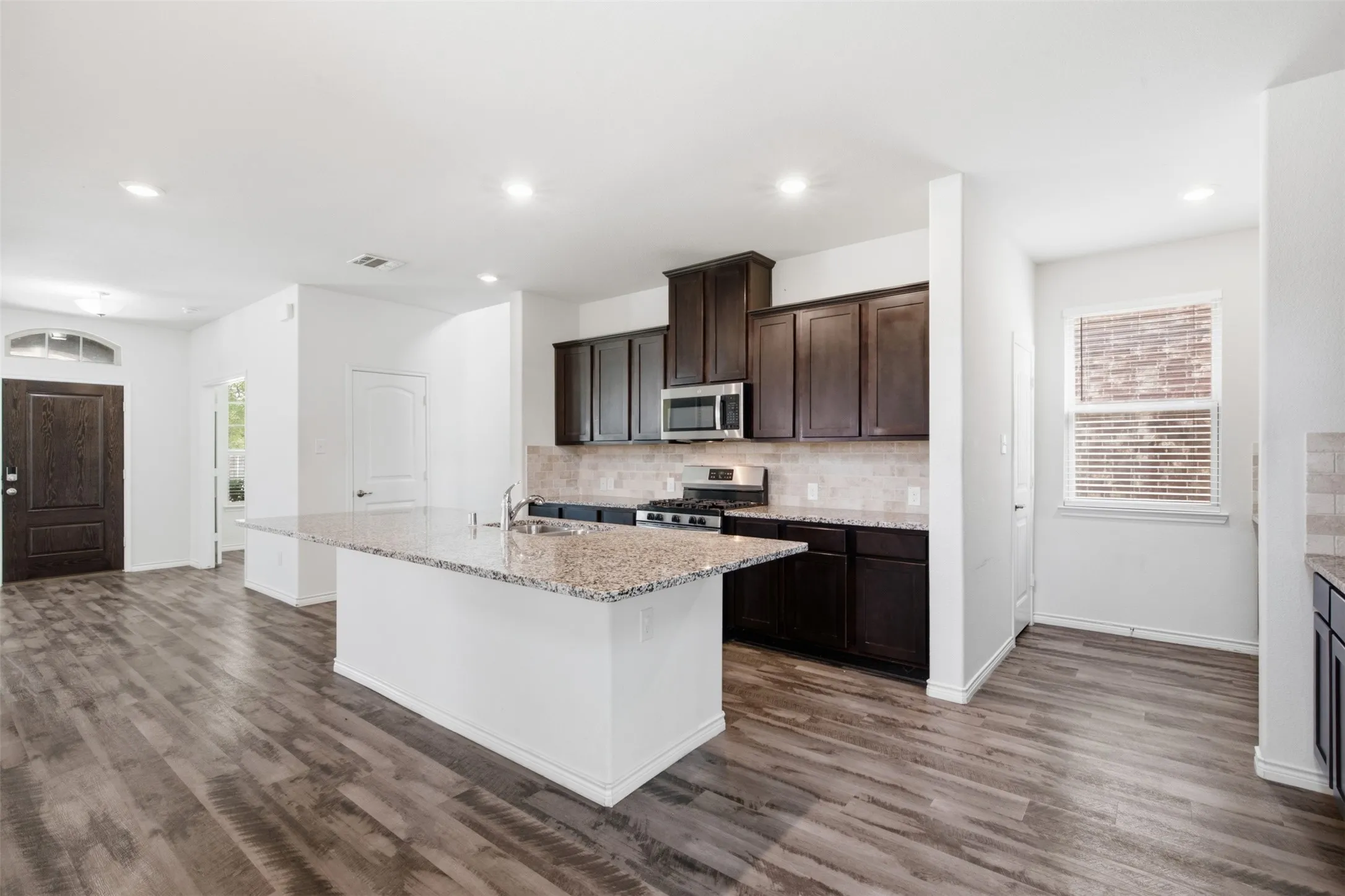 Kitchen with oversized island