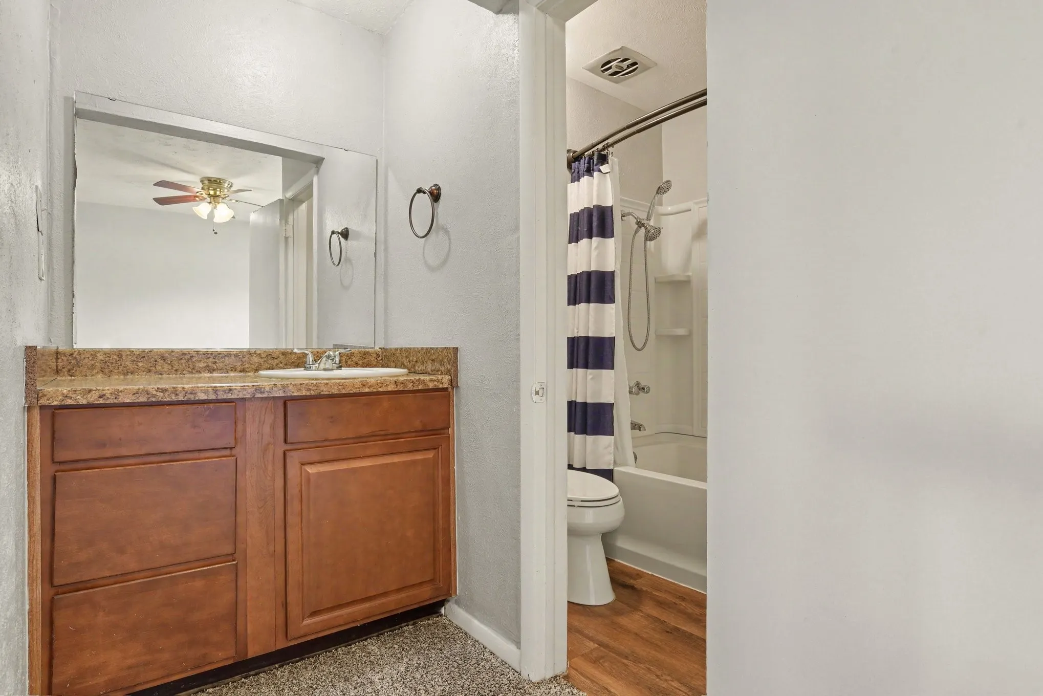 Single Family Residence For Sale in Dallas County , 10609 Seagoville Road, Dallas, Texas 75217, 2 Bedroom, 2 Bathroom, Garage spaces, 1,650 Sqft, built in 1965, mls#21380187, Real Estate Agent in Dallas, Homes For Sale in Dallas county, Homes For Sale in Dallas, Realtor in Dallas Texas, Real Estate Brokerage Independent Realty Texas, Luminita Cordes Realtor