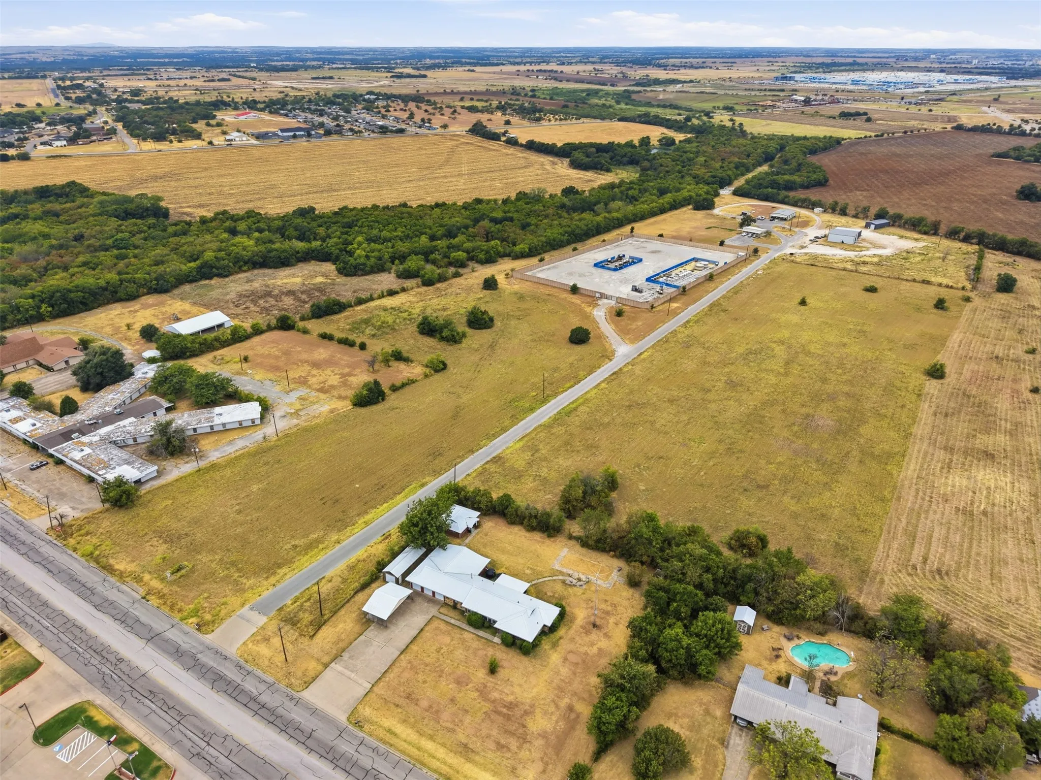 Unimproved Land For Sale in Johnson County , 1106 W Kilpatrick Avenue C, Cleburne, Texas 76033, 0, 0, Garage spaces, 0 Sqft, built in 0, mls#21379761, Real Estate Agent in Cleburne, Homes For Sale in Johnson county, Homes For Sale in Cleburne, Realtor in Cleburne Texas, Real Estate Brokerage Independent Realty Texas, Luminita Cordes Realtor