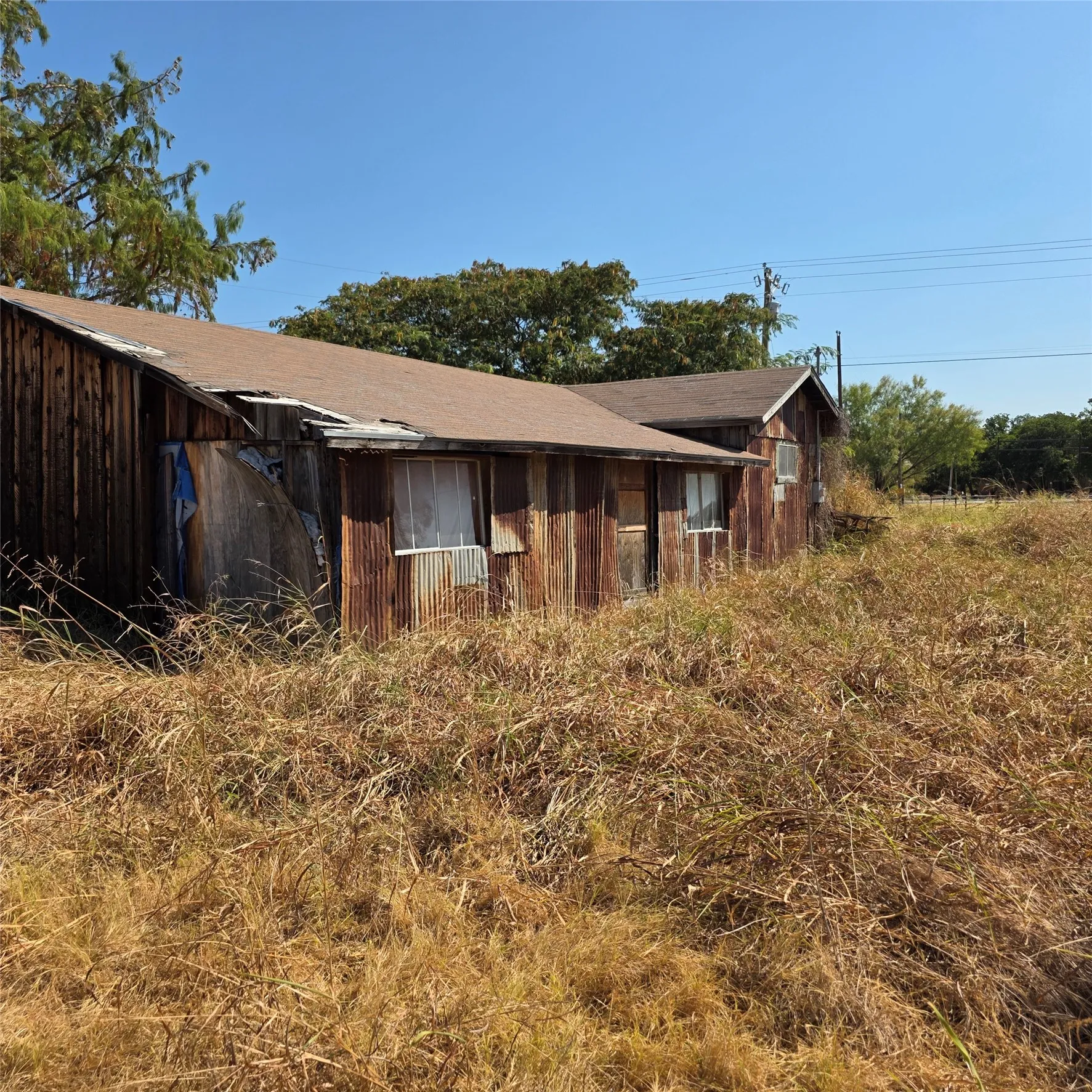 Manufactured Home For Sale in Palo Pinto County , 1774 N Bosley Road, Santo, Texas 76472, 4 Bedroom, 3 Bathroom, Garage spaces, 4,342 Sqft, built in 2001, mls#21381852, Real Estate Agent in Santo, Homes For Sale in Palo Pinto county, Homes For Sale in Santo, Realtor in Santo Texas, Real Estate Brokerage Independent Realty Texas, Luminita Cordes Realtor