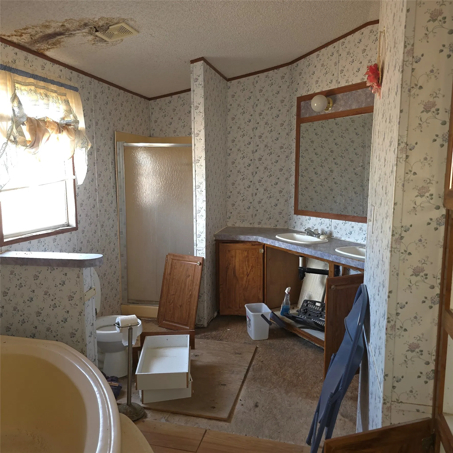 Manufactured Home For Sale in Palo Pinto County , 1774 N Bosley Road, Santo, Texas 76472, 4 Bedroom, 3 Bathroom, Garage spaces, 4,342 Sqft, built in 2001, mls#21381852, Real Estate Agent in Santo, Homes For Sale in Palo Pinto county, Homes For Sale in Santo, Realtor in Santo Texas, Real Estate Brokerage Independent Realty Texas, Luminita Cordes Realtor