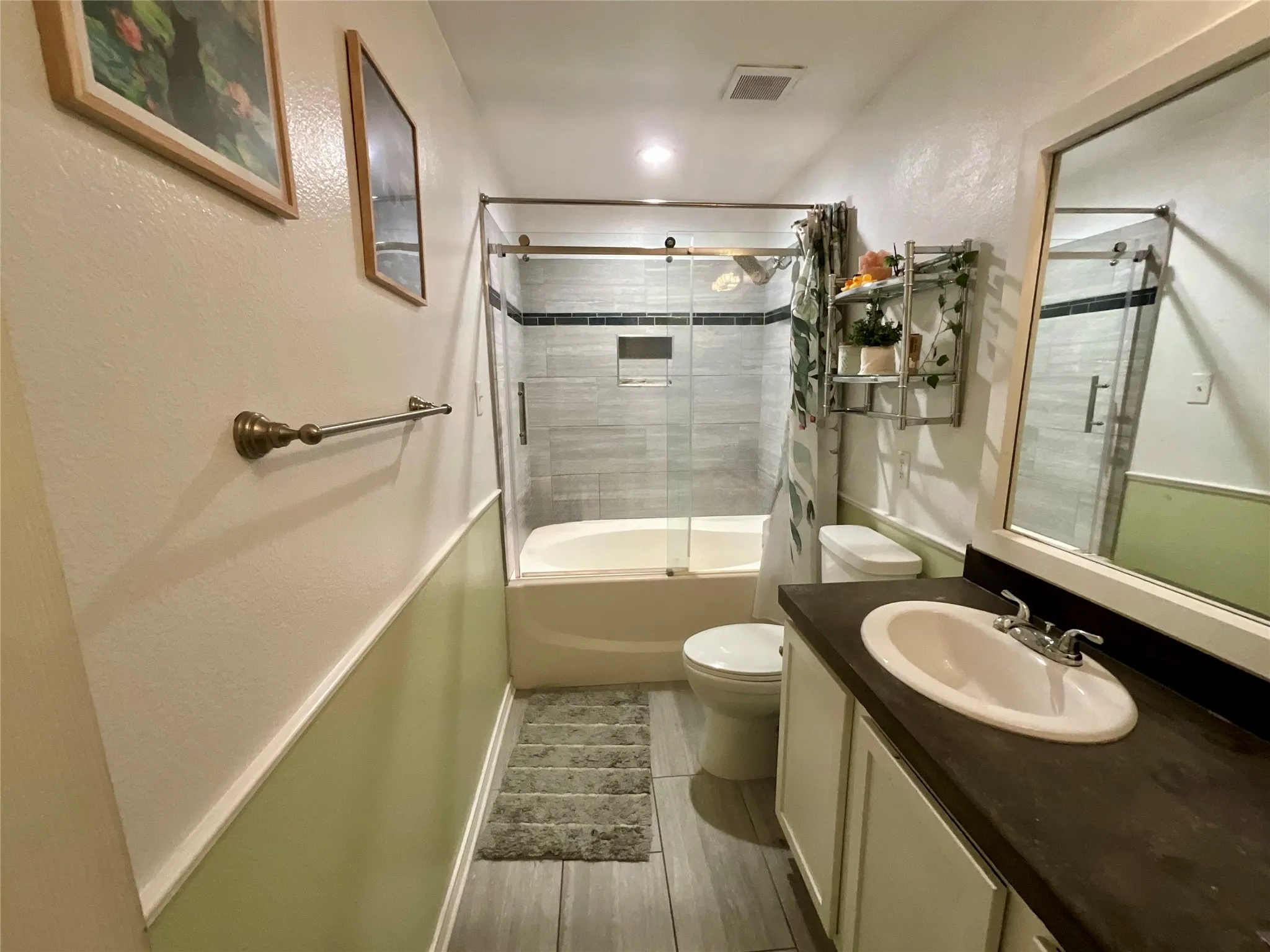 Single Family Residence For Sale in Denton County , 214 Southpeak Lane, Ponder, Texas 76259, 4 Bedroom, 2 Bathroom, 2 Garage spaces, 1,862 Sqft, built in 2004, mls#21378413, Real Estate Agent in Ponder, Homes For Sale in Denton county, Homes For Sale in Ponder, Realtor in Ponder Texas, Real Estate Brokerage Independent Realty Texas, Luminita Cordes Realtor