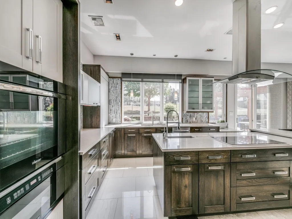 Single Family Residence For Rent in Denton County , 2816 Prestonwood Drive, Plano, Texas 75093, 3 Bedroom, 3 Bathroom, 2 Garage spaces, 3,691 Sqft, built in 1998, mls#21371108, Real Estate Agent in Plano, Homes For Rent in Denton county, Homes For Rent in Plano, Realtor in Plano Texas, Real Estate Brokerage Independent Realty Texas, Luminita Cordes Realtor