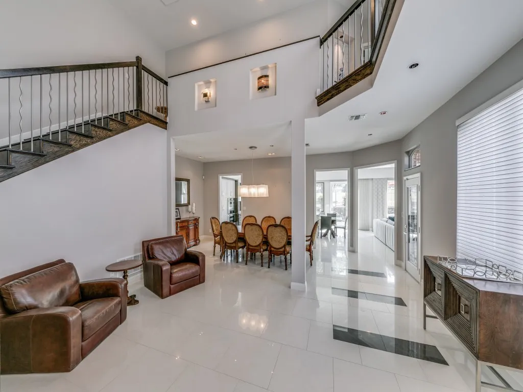 Single Family Residence For Rent in Denton County , 2816 Prestonwood Drive, Plano, Texas 75093, 3 Bedroom, 3 Bathroom, 2 Garage spaces, 3,691 Sqft, built in 1998, mls#21371108, Real Estate Agent in Plano, Homes For Rent in Denton county, Homes For Rent in Plano, Realtor in Plano Texas, Real Estate Brokerage Independent Realty Texas, Luminita Cordes Realtor