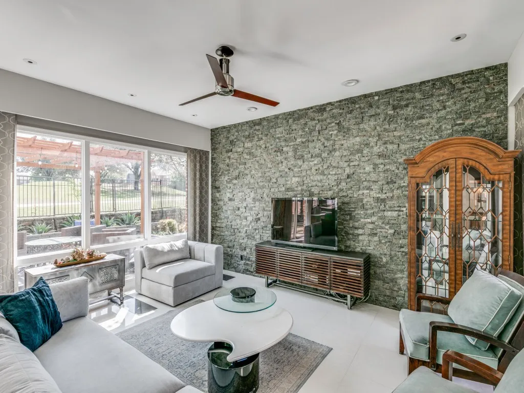 Single Family Residence For Rent in Denton County , 2816 Prestonwood Drive, Plano, Texas 75093, 3 Bedroom, 3 Bathroom, 2 Garage spaces, 3,691 Sqft, built in 1998, mls#21371108, Real Estate Agent in Plano, Homes For Rent in Denton county, Homes For Rent in Plano, Realtor in Plano Texas, Real Estate Brokerage Independent Realty Texas, Luminita Cordes Realtor