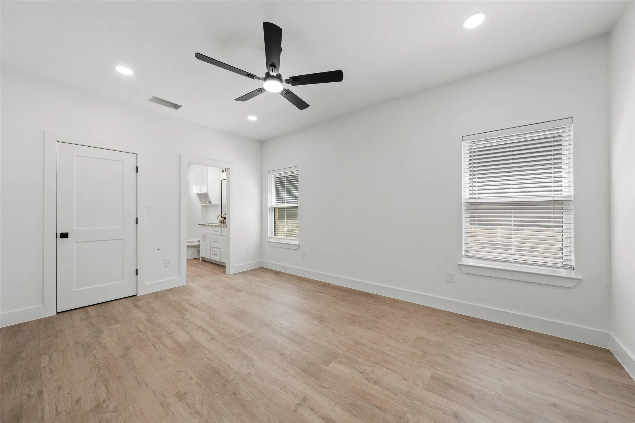 Single Family Residence For Sale in Mc Lennan County , 300 Johnson Street, Mc Gregor, Texas 76657, 3 Bedroom, 2 Bathroom, 1 Garage spaces, 1,466 Sqft, built in 2026, mls#21381862, Real Estate Agent in Mc Gregor, Homes For Sale in Mc Lennan county, Homes For Sale in Mc Gregor, Realtor in Mc Gregor Texas, Real Estate Brokerage Independent Realty Texas, Luminita Cordes Realtor