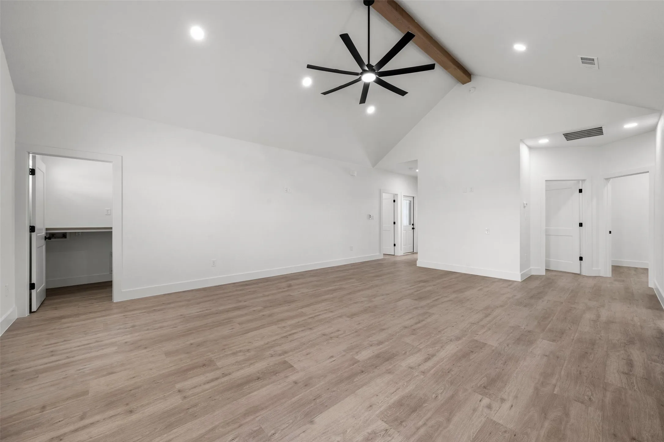 Single Family Residence For Sale in Mc Lennan County , 300 Johnson Street, Mc Gregor, Texas 76657, 3 Bedroom, 2 Bathroom, 1 Garage spaces, 1,466 Sqft, built in 2026, mls#21381862, Real Estate Agent in Mc Gregor, Homes For Sale in Mc Lennan county, Homes For Sale in Mc Gregor, Realtor in Mc Gregor Texas, Real Estate Brokerage Independent Realty Texas, Luminita Cordes Realtor