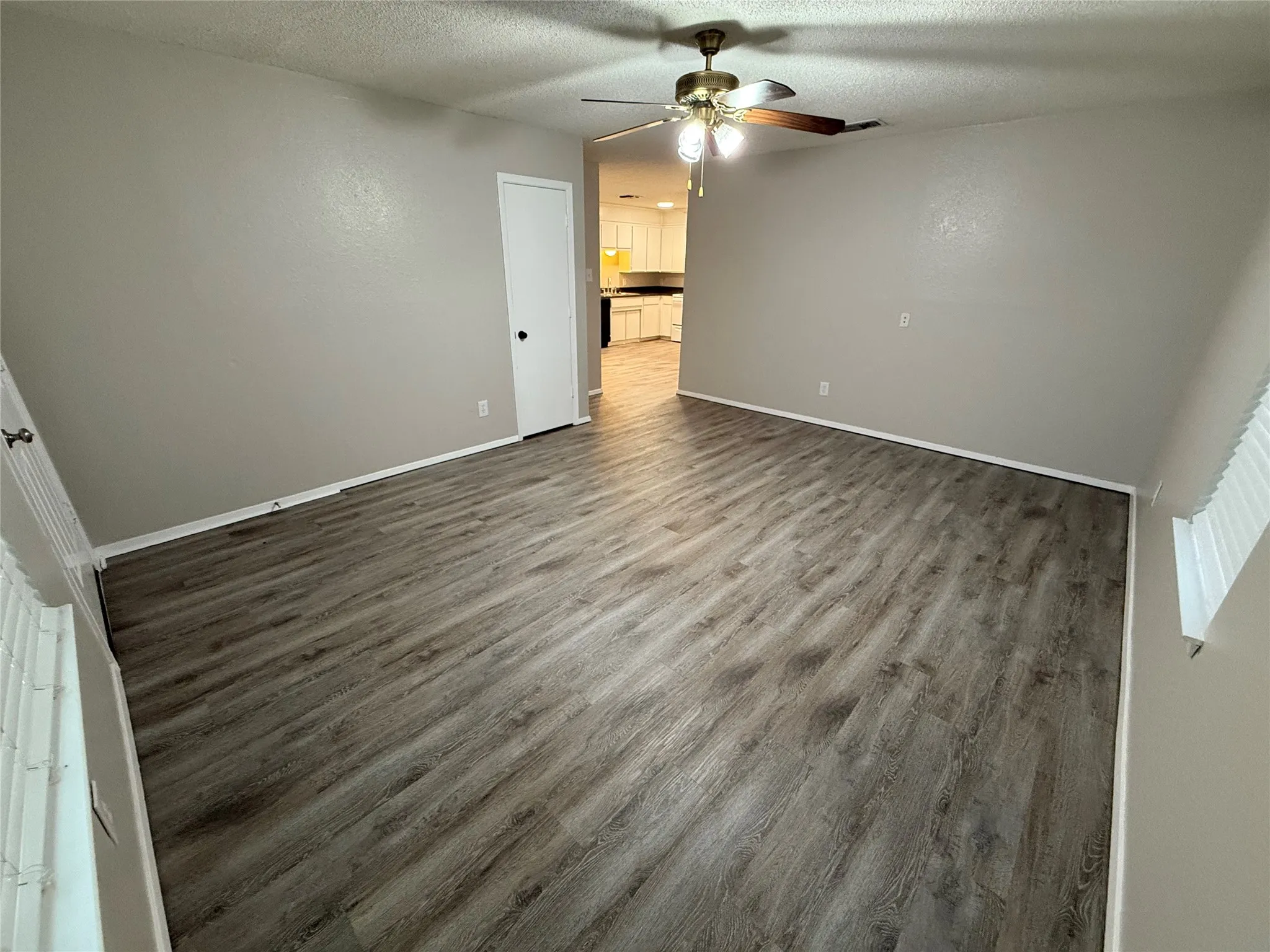 Duplex For Rent in Johnson County , 516 Highpoint Drive A, Godley, Texas 76044, 2 Bedroom, 1 Bathroom, 1 Garage spaces, 1,001 Sqft, built in 1986, mls#21381861, Real Estate Agent in Godley, Homes For Rent in Johnson county, Homes For Rent in Godley, Realtor in Godley Texas, Real Estate Brokerage Independent Realty Texas, Luminita Cordes Realtor