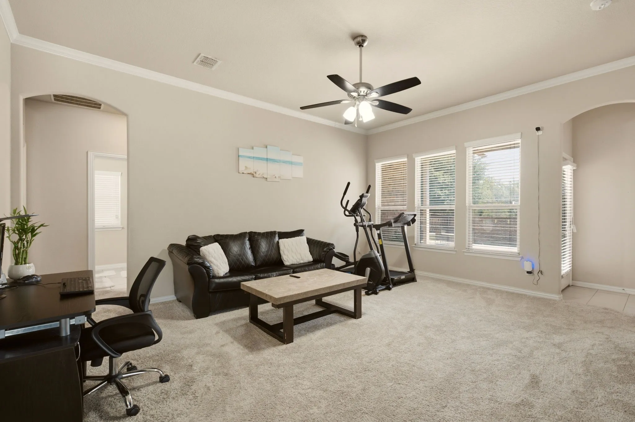 Single Family Residence For Sale in Collin County , 900 Park Meadow Lane, Mc Kinney, Texas 75071, 3 Bedroom, 2 Bathroom, 2 Garage spaces, 1,844 Sqft, built in 2014, mls#21380515, Real Estate Agent in Mc Kinney, Homes For Sale in Collin county, Homes For Sale in Mc Kinney, Realtor in Mc Kinney Texas, Real Estate Brokerage Independent Realty Texas, Luminita Cordes Realtor