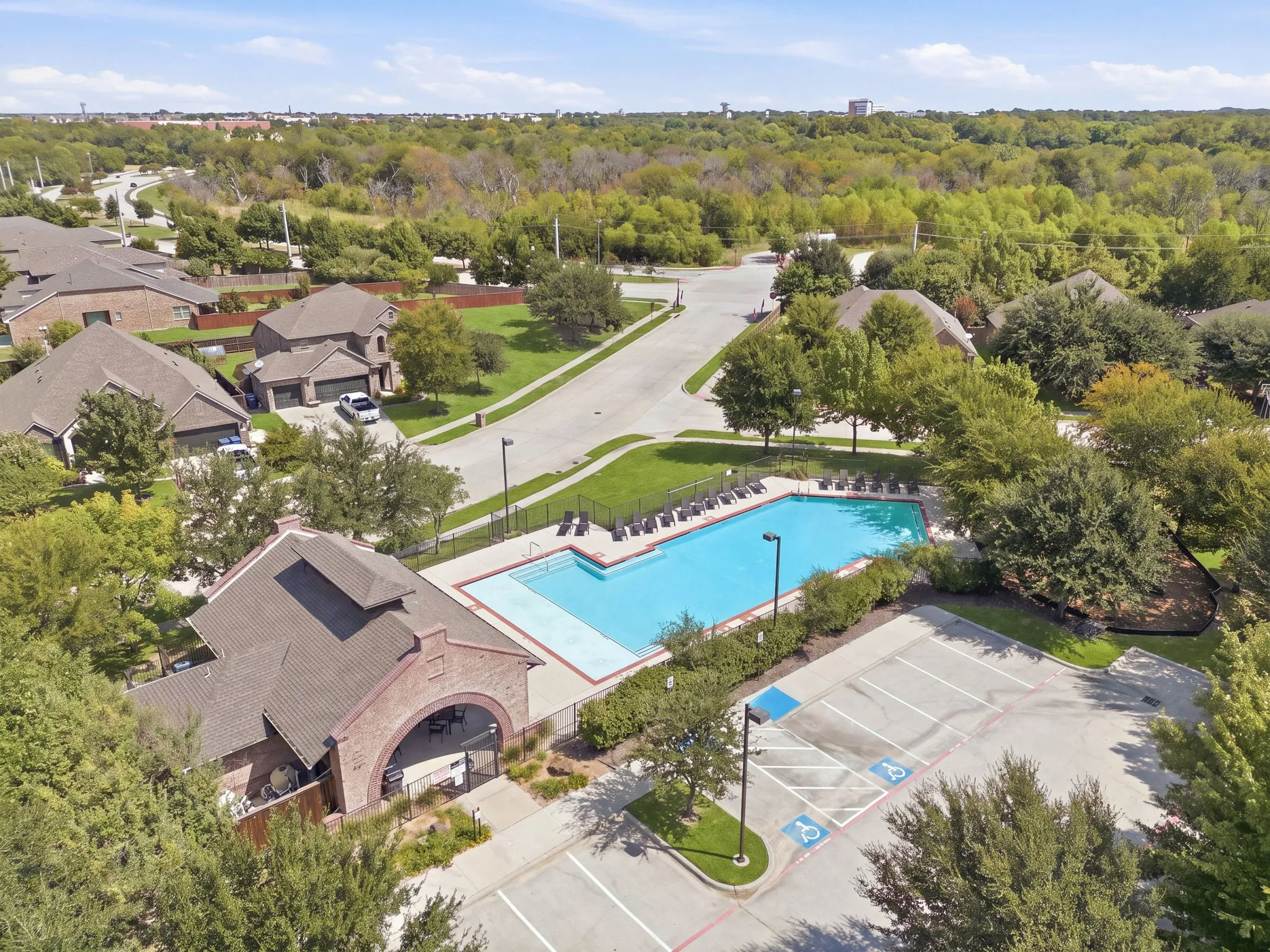 Single Family Residence For Sale in Collin County , 900 Park Meadow Lane, Mc Kinney, Texas 75071, 3 Bedroom, 2 Bathroom, 2 Garage spaces, 1,844 Sqft, built in 2014, mls#21380515, Real Estate Agent in Mc Kinney, Homes For Sale in Collin county, Homes For Sale in Mc Kinney, Realtor in Mc Kinney Texas, Real Estate Brokerage Independent Realty Texas, Luminita Cordes Realtor