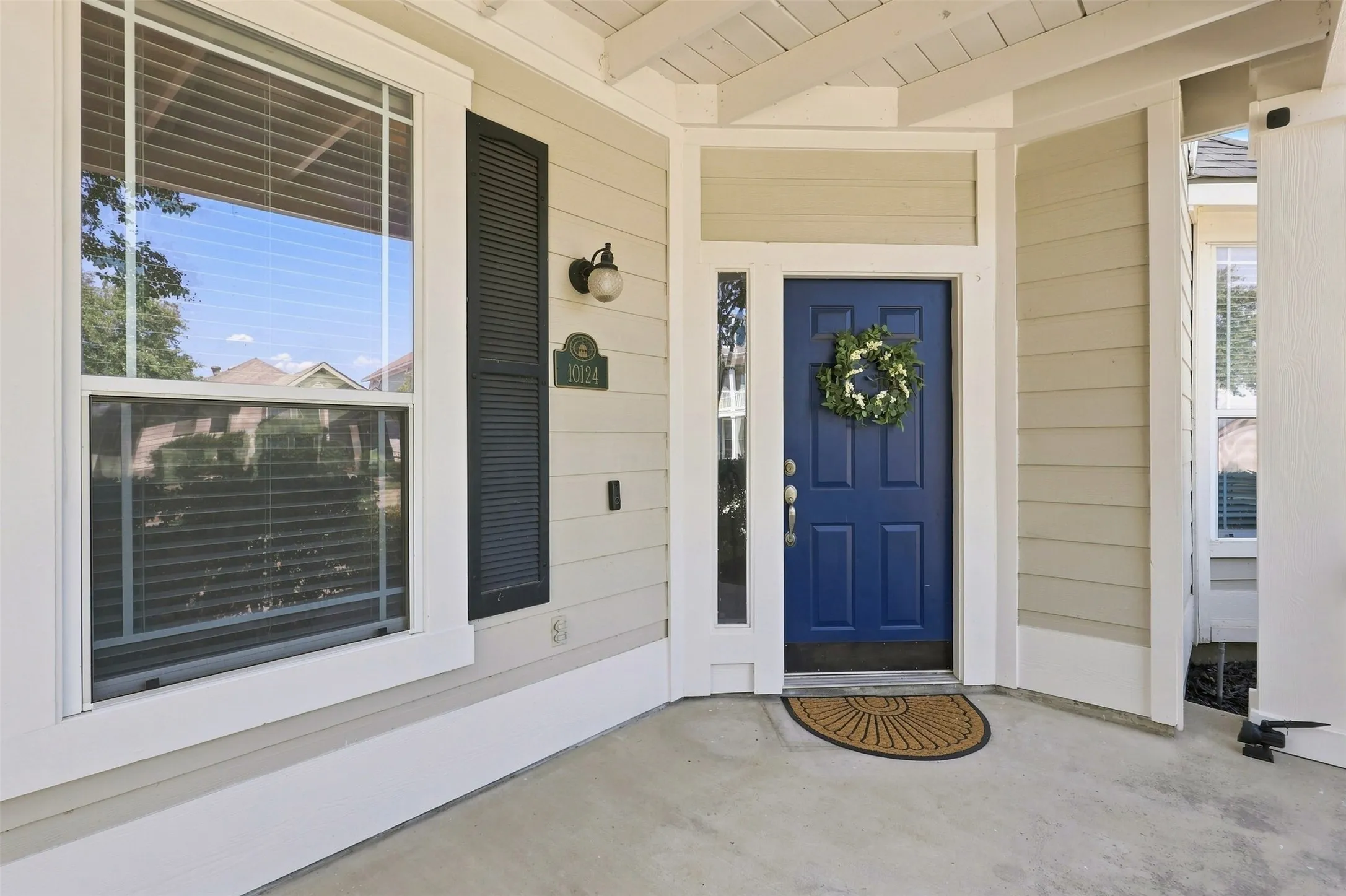 Single Family Residence For Sale in Denton County , 10124 Cedar Lake Drive, Providence Village, Texas 76227, 3 Bedroom, 3 Bathroom, 2 Garage spaces, 2,067 Sqft, built in 2003, mls#21381875, Real Estate Agent in Providence Village, Homes For Sale in Denton county, Homes For Sale in Providence Village, Realtor in Providence Village Texas, Real Estate Brokerage Independent Realty Texas, Luminita Cordes Realtor