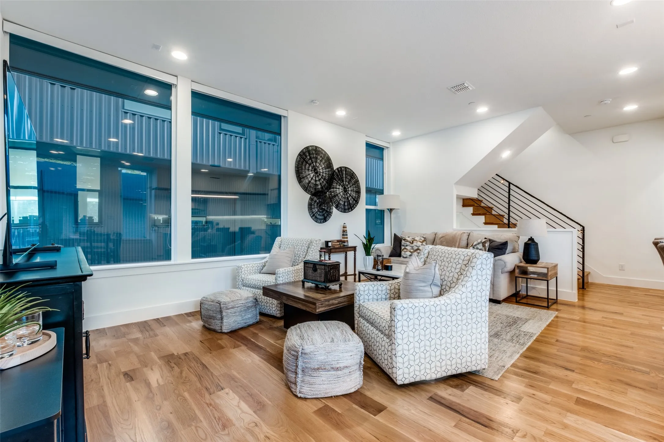 Condominium For Rent in Dallas County , 1932 Cuyler Court, Dallas, Texas 75204, 2 Bedroom, 3 Bathroom, 2 Garage spaces, 1,746 Sqft, built in 2023, mls#21381823, Real Estate Agent in Dallas, Homes For Rent in Dallas county, Homes For Rent in Dallas, Realtor in Dallas Texas, Real Estate Brokerage Independent Realty Texas, Luminita Cordes Realtor