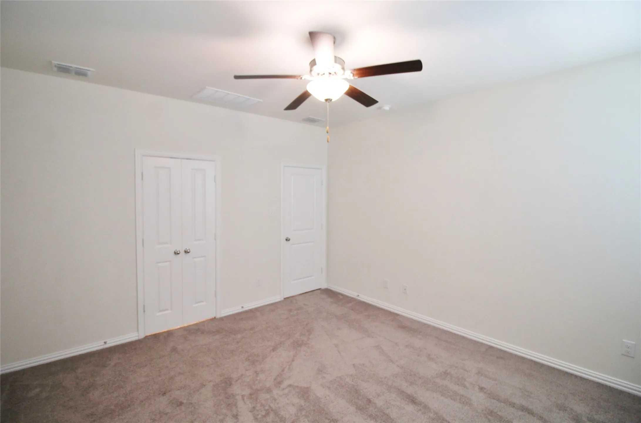 Single Family Residence For Rent in Collin County , 1610 Fields View Drive, Anna, Texas 75409, 4 Bedroom, 2 Bathroom, 2 Garage spaces, 1,835 Sqft, built in 2020, mls#21381808, Real Estate Agent in Anna, Homes For Rent in Collin county, Homes For Rent in Anna, Realtor in Anna Texas, Real Estate Brokerage Independent Realty Texas, Luminita Cordes Realtor