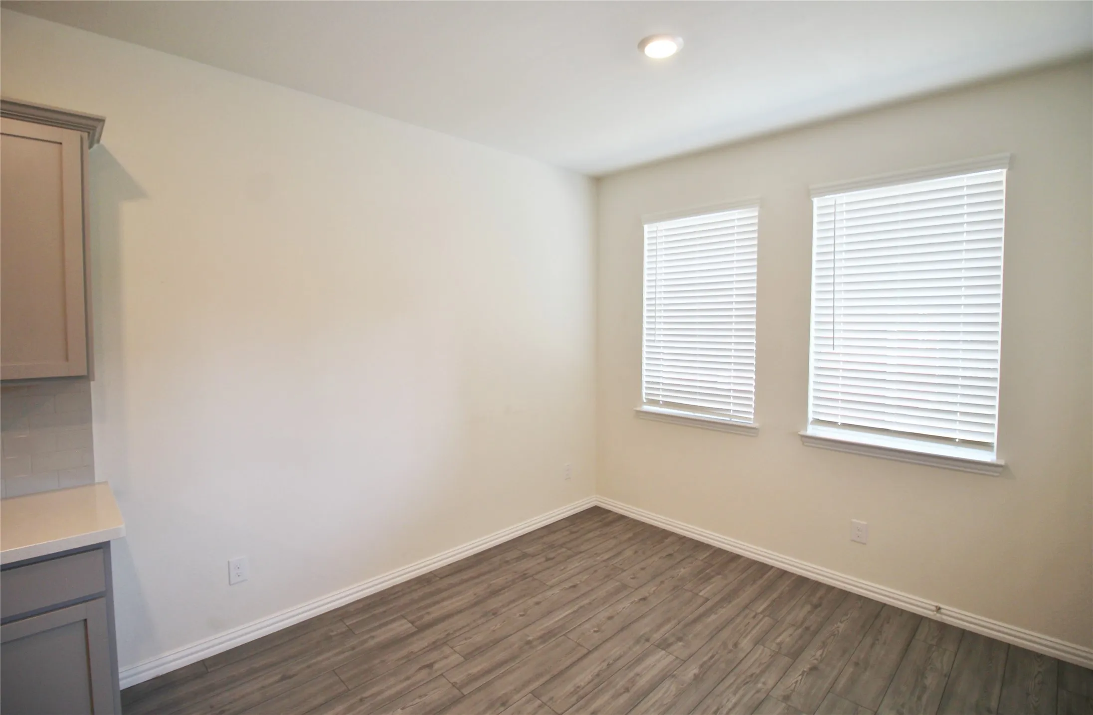 Single Family Residence For Rent in Collin County , 1610 Fields View Drive, Anna, Texas 75409, 4 Bedroom, 2 Bathroom, 2 Garage spaces, 1,835 Sqft, built in 2020, mls#21381808, Real Estate Agent in Anna, Homes For Rent in Collin county, Homes For Rent in Anna, Realtor in Anna Texas, Real Estate Brokerage Independent Realty Texas, Luminita Cordes Realtor