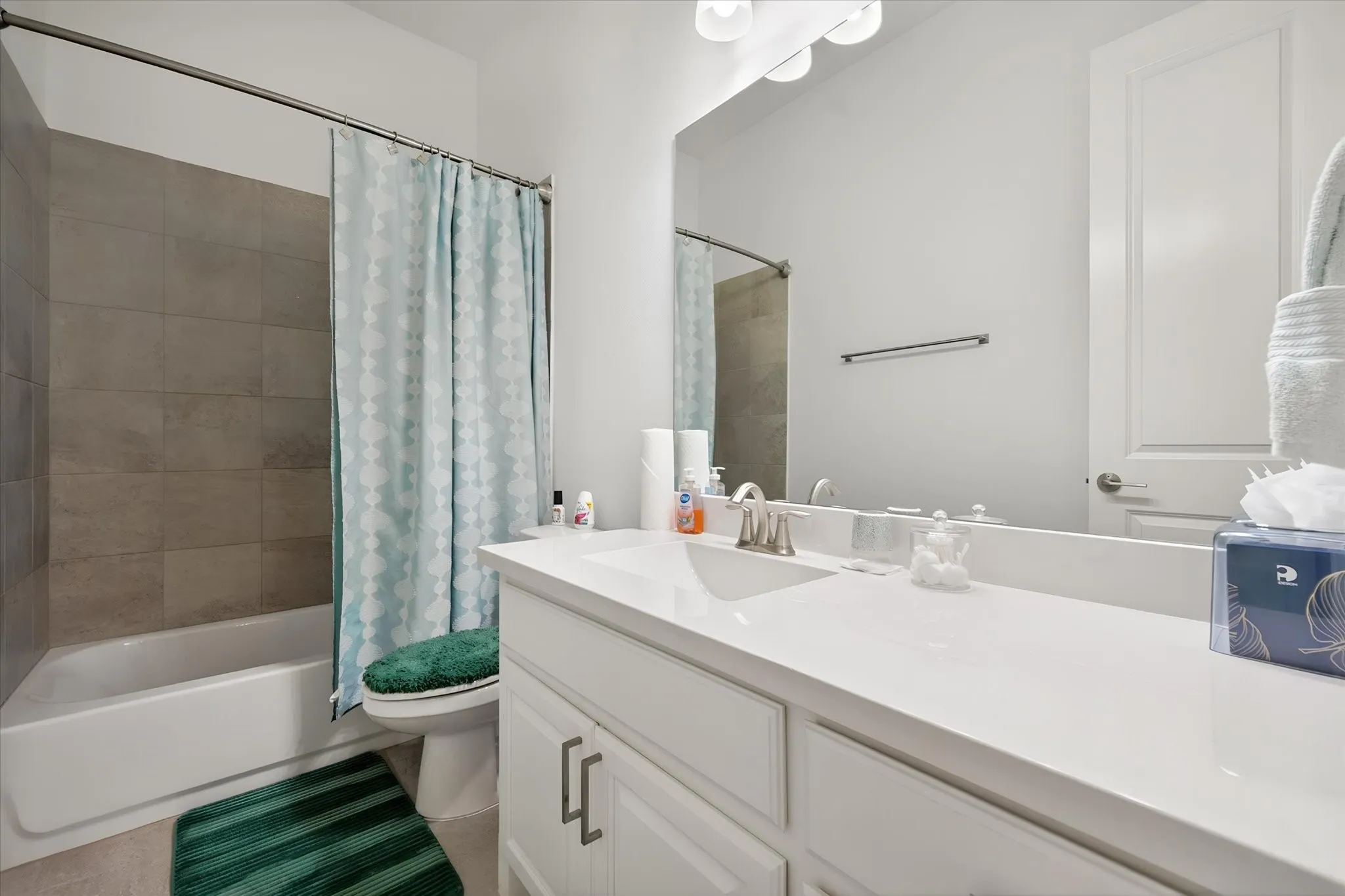 Single Family Residence For Sale in Collin County , 2802 Maverick Way, Celina, Texas 75009, 4 Bedroom, 5 Bathroom, 3 Garage spaces, 3,197 Sqft, built in 2019, mls#21372473, Real Estate Agent in Celina, Homes For Sale in Collin county, Homes For Sale in Celina, Realtor in Celina Texas, Real Estate Brokerage Independent Realty Texas, Luminita Cordes Realtor