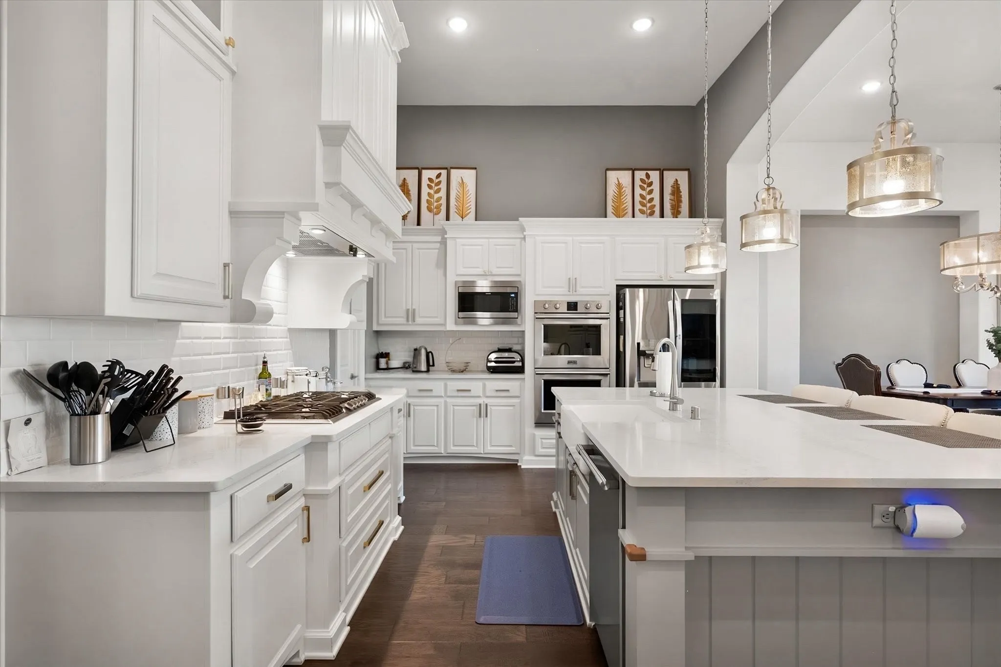 Single Family Residence For Sale in Collin County , 2802 Maverick Way, Celina, Texas 75009, 4 Bedroom, 5 Bathroom, 3 Garage spaces, 3,197 Sqft, built in 2019, mls#21372473, Real Estate Agent in Celina, Homes For Sale in Collin county, Homes For Sale in Celina, Realtor in Celina Texas, Real Estate Brokerage Independent Realty Texas, Luminita Cordes Realtor