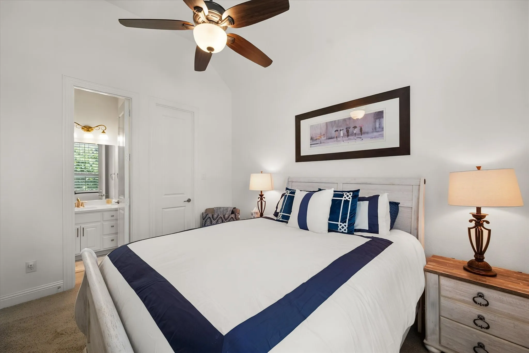 Single Family Residence For Sale in Collin County , 2802 Maverick Way, Celina, Texas 75009, 4 Bedroom, 5 Bathroom, 3 Garage spaces, 3,197 Sqft, built in 2019, mls#21372473, Real Estate Agent in Celina, Homes For Sale in Collin county, Homes For Sale in Celina, Realtor in Celina Texas, Real Estate Brokerage Independent Realty Texas, Luminita Cordes Realtor
