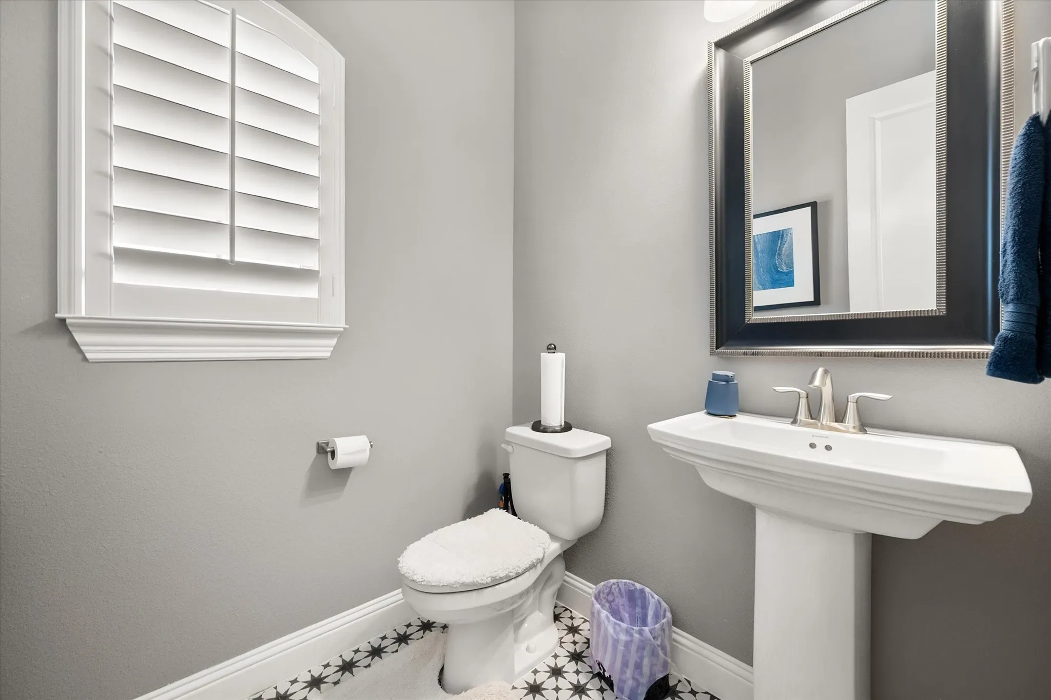 Single Family Residence For Sale in Collin County , 2802 Maverick Way, Celina, Texas 75009, 4 Bedroom, 5 Bathroom, 3 Garage spaces, 3,197 Sqft, built in 2019, mls#21372473, Real Estate Agent in Celina, Homes For Sale in Collin county, Homes For Sale in Celina, Realtor in Celina Texas, Real Estate Brokerage Independent Realty Texas, Luminita Cordes Realtor