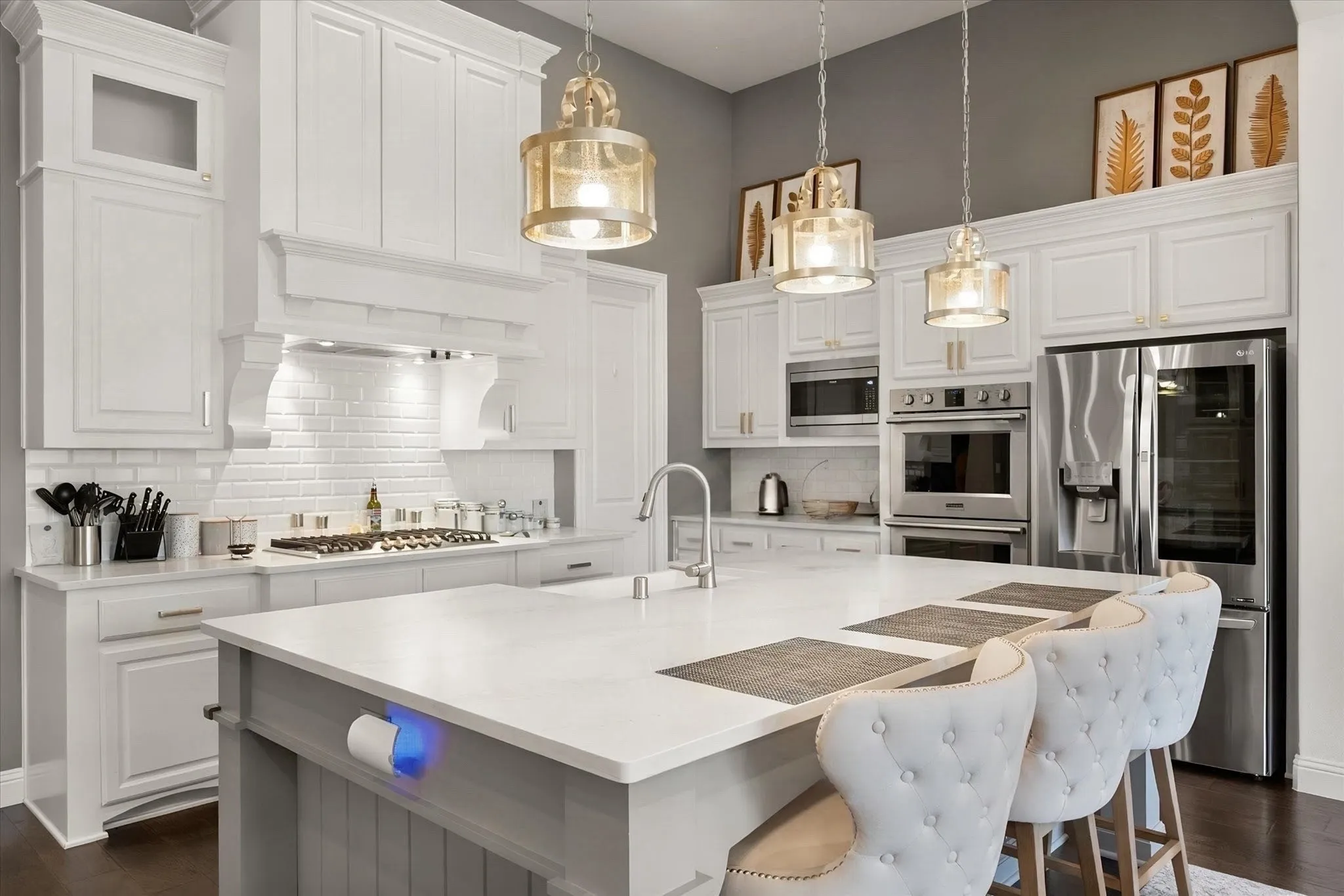 Single Family Residence For Sale in Collin County , 2802 Maverick Way, Celina, Texas 75009, 4 Bedroom, 5 Bathroom, 3 Garage spaces, 3,197 Sqft, built in 2019, mls#21372473, Real Estate Agent in Celina, Homes For Sale in Collin county, Homes For Sale in Celina, Realtor in Celina Texas, Real Estate Brokerage Independent Realty Texas, Luminita Cordes Realtor