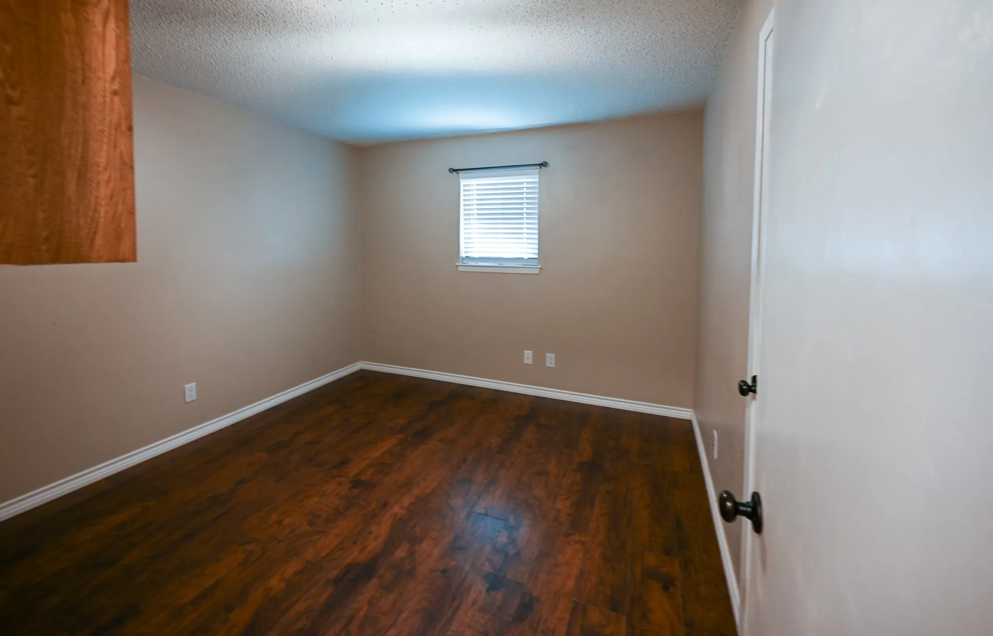 Single Family Residence For Rent in Wise County , 103 Boca Vista Court, Chico, Texas 76431, 3 Bedroom, 2 Bathroom, Garage spaces, 1,621 Sqft, built in 1978, mls#21381313, Real Estate Agent in Chico, Homes For Rent in Wise county, Homes For Rent in Chico, Realtor in Chico Texas, Real Estate Brokerage Independent Realty Texas, Luminita Cordes Realtor