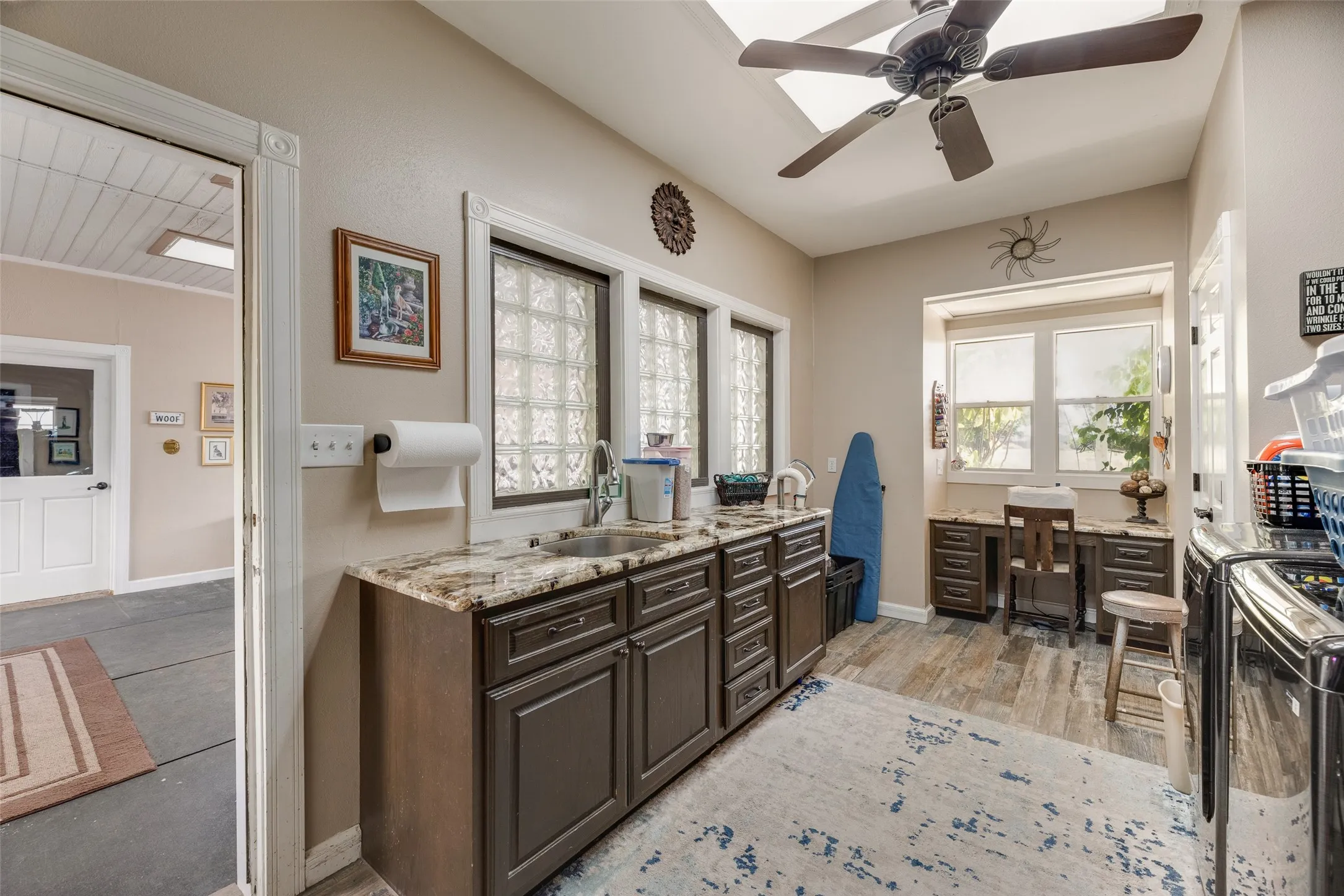 Single Family Residence For Sale in Rockwall County , 2657 Fm 1139, Rockwall, Texas 75032, 4 Bedroom, 3 Bathroom, 2 Garage spaces, 4,078 Sqft, built in 1986, mls#21368799, Real Estate Agent in Rockwall, Homes For Sale in Rockwall county, Homes For Sale in Rockwall, Realtor in Rockwall Texas, Real Estate Brokerage Independent Realty Texas, Luminita Cordes Realtor