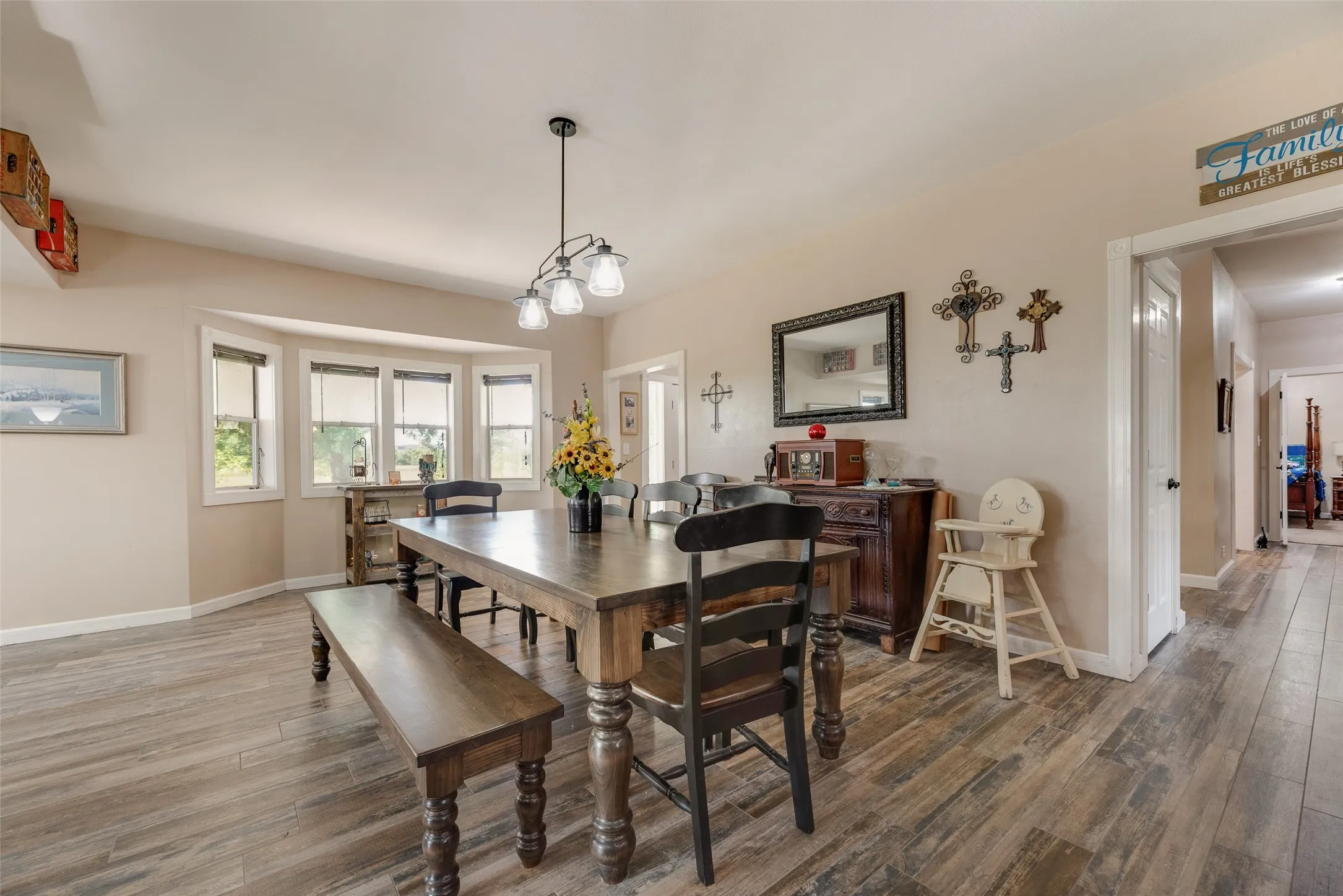 Single Family Residence For Sale in Rockwall County , 2657 Fm 1139, Rockwall, Texas 75032, 4 Bedroom, 3 Bathroom, 2 Garage spaces, 4,078 Sqft, built in 1986, mls#21368799, Real Estate Agent in Rockwall, Homes For Sale in Rockwall county, Homes For Sale in Rockwall, Realtor in Rockwall Texas, Real Estate Brokerage Independent Realty Texas, Luminita Cordes Realtor