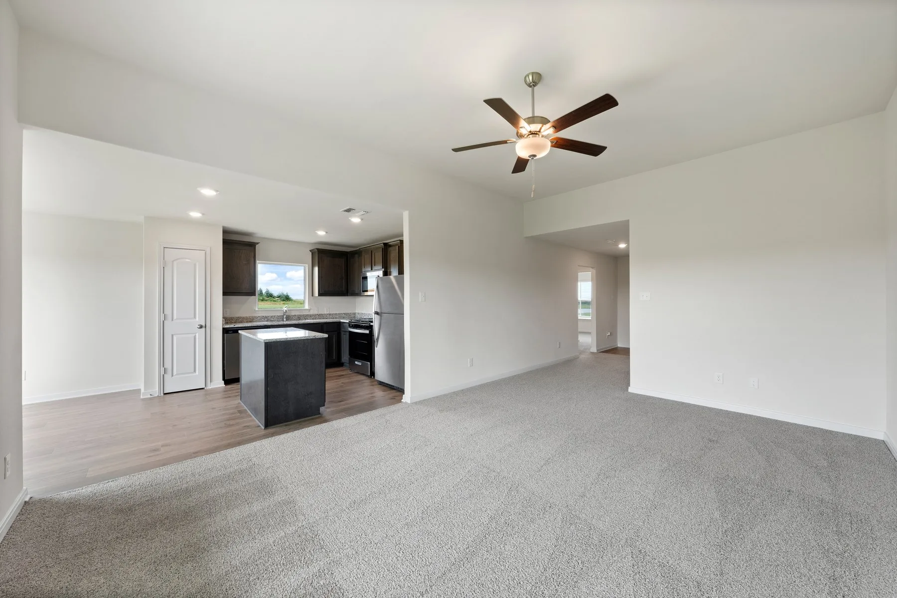 Single Family Residence For Sale in Johnson County , 13420 Gitty Up Circle, Cresson, Texas 76035, 3 Bedroom, 2 Bathroom, 2 Garage spaces, 1,379 Sqft, built in 2025, mls#21381899, Real Estate Agent in Cresson, Homes For Sale in Johnson county, Homes For Sale in Cresson, Realtor in Cresson Texas, Real Estate Brokerage Independent Realty Texas, Luminita Cordes Realtor