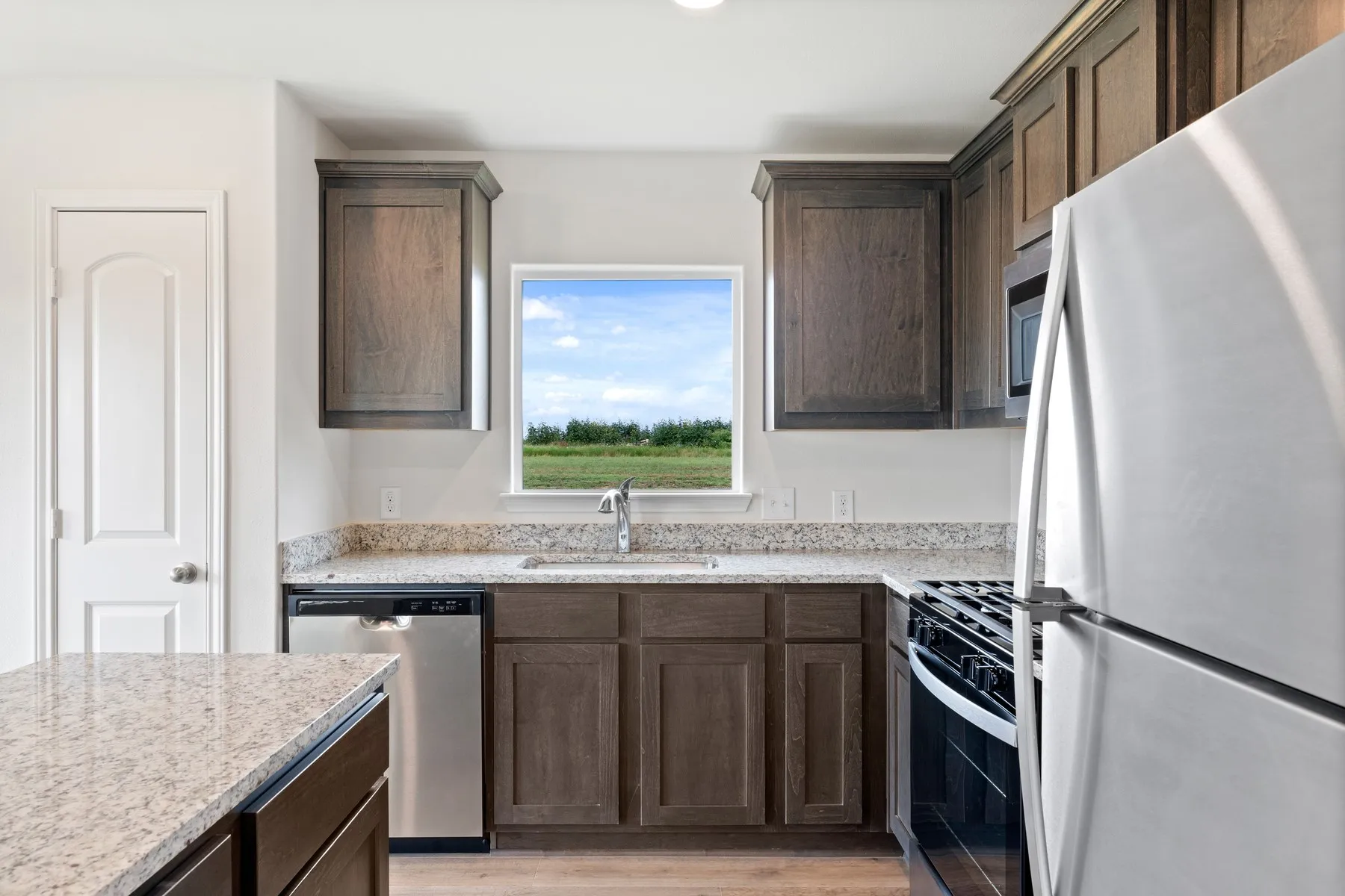 Single Family Residence For Rent in Johnson County , 13420 Gitty Up Circle, Cresson, Texas 76035, 3 Bedroom, 2 Bathroom, 2 Garage spaces, 1,379 Sqft, built in 2025, mls#21381915, Real Estate Agent in Cresson, Homes For Rent in Johnson county, Homes For Rent in Cresson, Realtor in Cresson Texas, Real Estate Brokerage Independent Realty Texas, Luminita Cordes Realtor