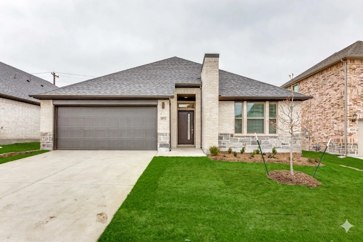 Single Family Residence For Rent in Collin County , 4923 Bellhurst Drive, Princeton, Texas 75071, 3 Bedroom, 2 Bathroom, 2 Garage spaces, 1,992 Sqft, built in 2023, mls#21379410, Real Estate Agent in Princeton, Homes For Rent in Collin county, Homes For Rent in Princeton, Realtor in Princeton Texas, Real Estate Brokerage Independent Realty Texas, Luminita Cordes Realtor