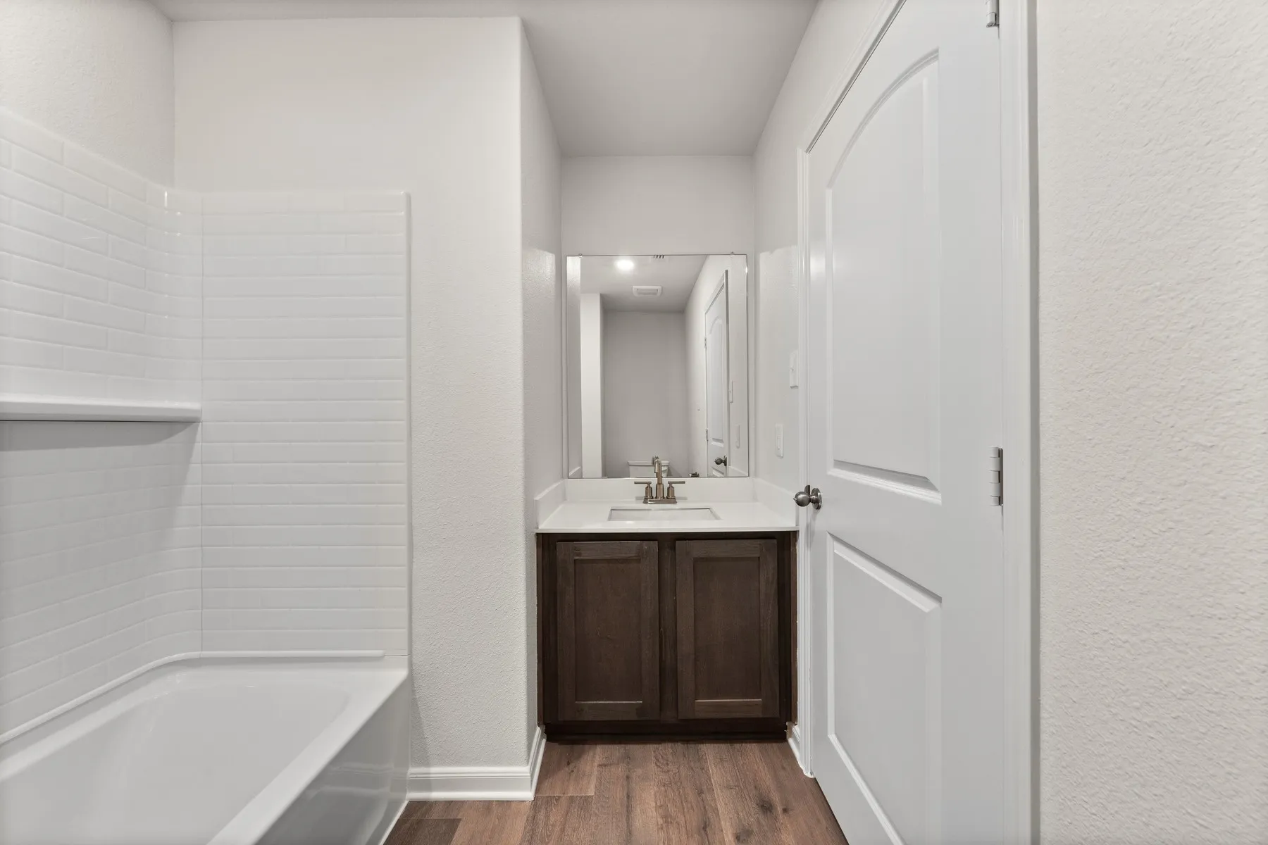 Single Family Residence For Sale in Johnson County , 13413 Gitty Up Circle, Cresson, Texas 76035, 3 Bedroom, 2 Bathroom, 2 Garage spaces, 1,379 Sqft, built in 2025, mls#21381919, Real Estate Agent in Cresson, Homes For Sale in Johnson county, Homes For Sale in Cresson, Realtor in Cresson Texas, Real Estate Brokerage Independent Realty Texas, Luminita Cordes Realtor