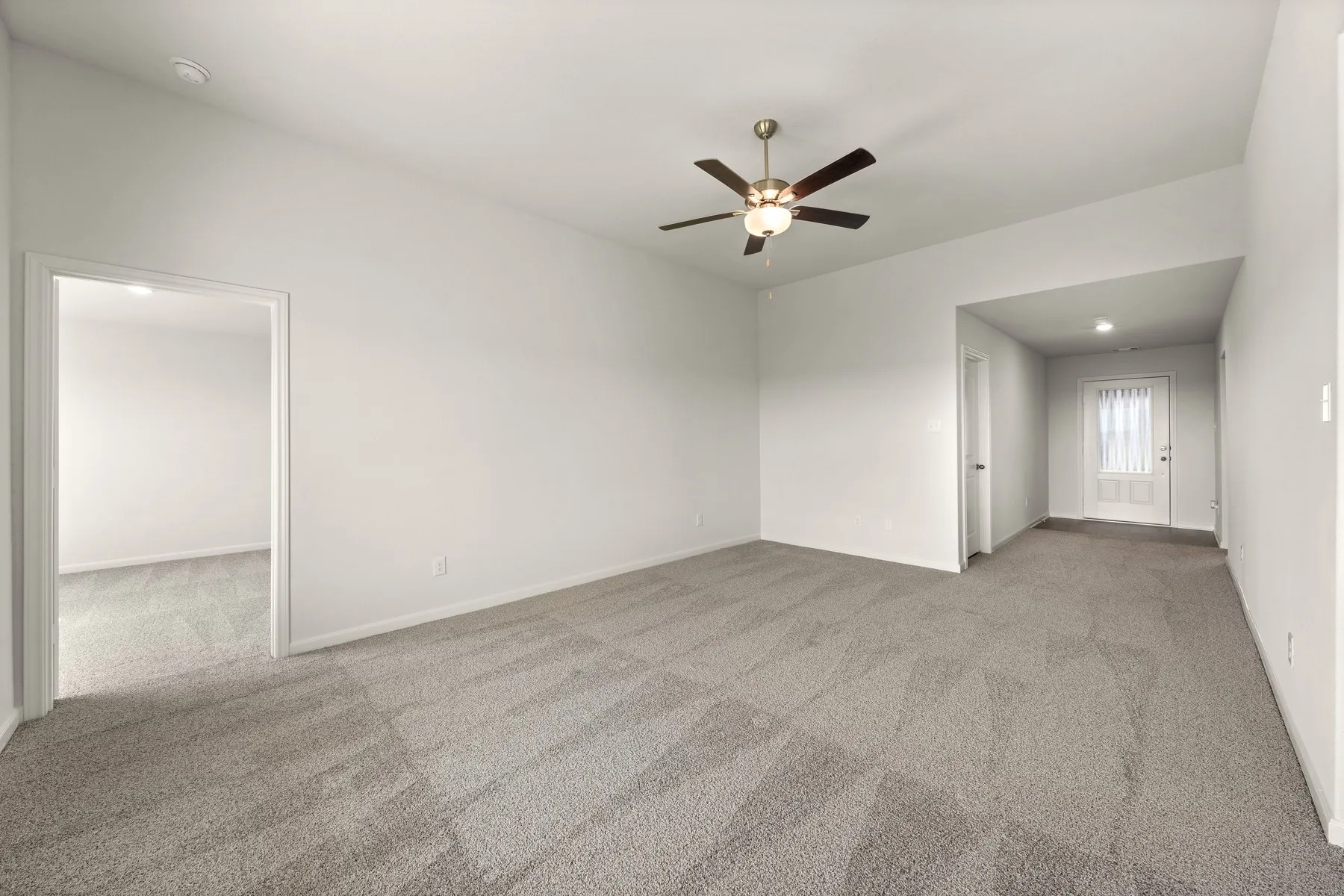 Single Family Residence For Sale in Johnson County , 13413 Gitty Up Circle, Cresson, Texas 76035, 3 Bedroom, 2 Bathroom, 2 Garage spaces, 1,379 Sqft, built in 2025, mls#21381919, Real Estate Agent in Cresson, Homes For Sale in Johnson county, Homes For Sale in Cresson, Realtor in Cresson Texas, Real Estate Brokerage Independent Realty Texas, Luminita Cordes Realtor