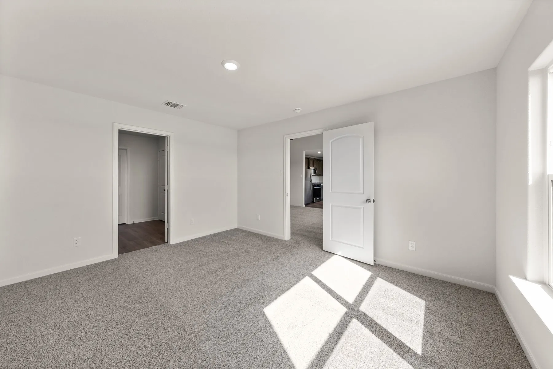 Single Family Residence For Sale in Johnson County , 13413 Gitty Up Circle, Cresson, Texas 76035, 3 Bedroom, 2 Bathroom, 2 Garage spaces, 1,379 Sqft, built in 2025, mls#21381919, Real Estate Agent in Cresson, Homes For Sale in Johnson county, Homes For Sale in Cresson, Realtor in Cresson Texas, Real Estate Brokerage Independent Realty Texas, Luminita Cordes Realtor