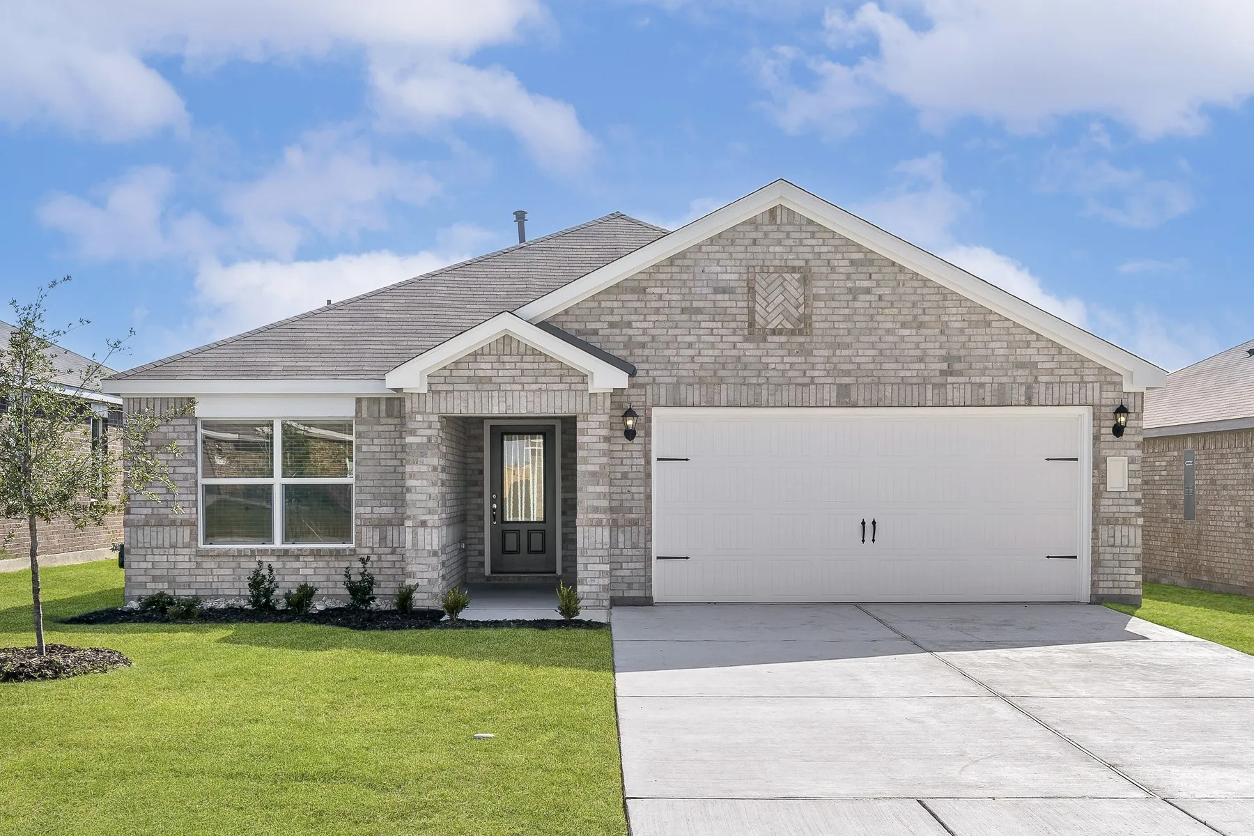 Single Family Residence For Sale in Johnson County , 13413 Gitty Up Circle, Cresson, Texas 76035, 3 Bedroom, 2 Bathroom, 2 Garage spaces, 1,379 Sqft, built in 2025, mls#21381919, Real Estate Agent in Cresson, Homes For Sale in Johnson county, Homes For Sale in Cresson, Realtor in Cresson Texas, Real Estate Brokerage Independent Realty Texas, Luminita Cordes Realtor