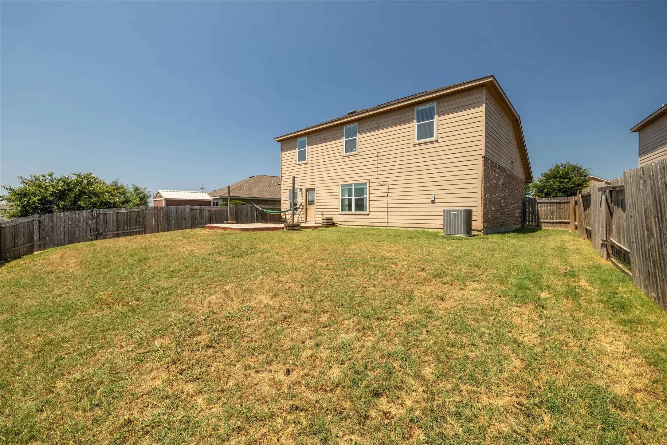 Single Family Residence For Sale in Wise County , 113 Dodge City Court, Newark, Texas 76071, 4 Bedroom, 3 Bathroom, 2 Garage spaces, 2,134 Sqft, built in 2011, mls#21381600, Real Estate Agent in Newark, Homes For Sale in Wise county, Homes For Sale in Newark, Realtor in Newark Texas, Real Estate Brokerage Independent Realty Texas, Luminita Cordes Realtor
