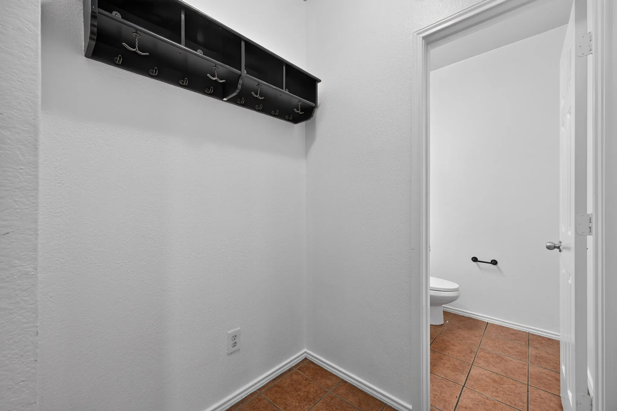 Single Family Residence For Rent in Kaufman County , 1009 Youkum Court, Forney, Texas 75126, 5 Bedroom, 3 Bathroom, 2 Garage spaces, 3,608 Sqft, built in 2006, mls#21381835, Real Estate Agent in Forney, Homes For Rent in Kaufman county, Homes For Rent in Forney, Realtor in Forney Texas, Real Estate Brokerage Independent Realty Texas, Luminita Cordes Realtor