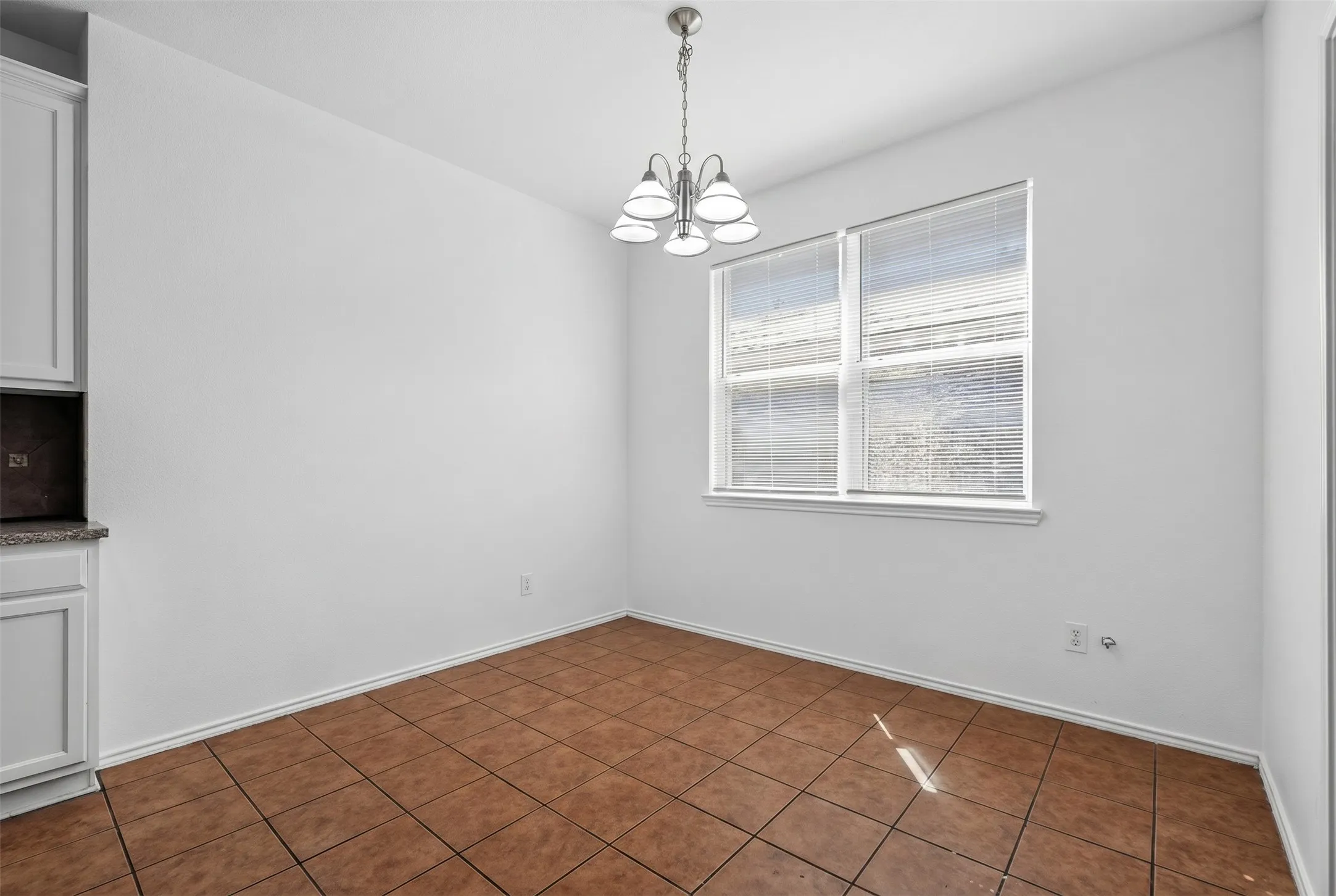Single Family Residence For Rent in Kaufman County , 1009 Youkum Court, Forney, Texas 75126, 5 Bedroom, 3 Bathroom, 2 Garage spaces, 3,608 Sqft, built in 2006, mls#21381835, Real Estate Agent in Forney, Homes For Rent in Kaufman county, Homes For Rent in Forney, Realtor in Forney Texas, Real Estate Brokerage Independent Realty Texas, Luminita Cordes Realtor