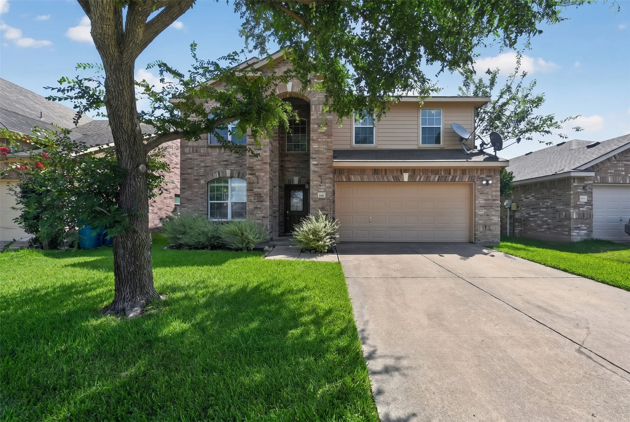 Single Family Residence For Rent in Kaufman County , 1009 Youkum Court, Forney, Texas 75126, 5 Bedroom, 3 Bathroom, 2 Garage spaces, 3,608 Sqft, built in 2006, mls#21381835, Real Estate Agent in Forney, Homes For Rent in Kaufman county, Homes For Rent in Forney, Realtor in Forney Texas, Real Estate Brokerage Independent Realty Texas, Luminita Cordes Realtor