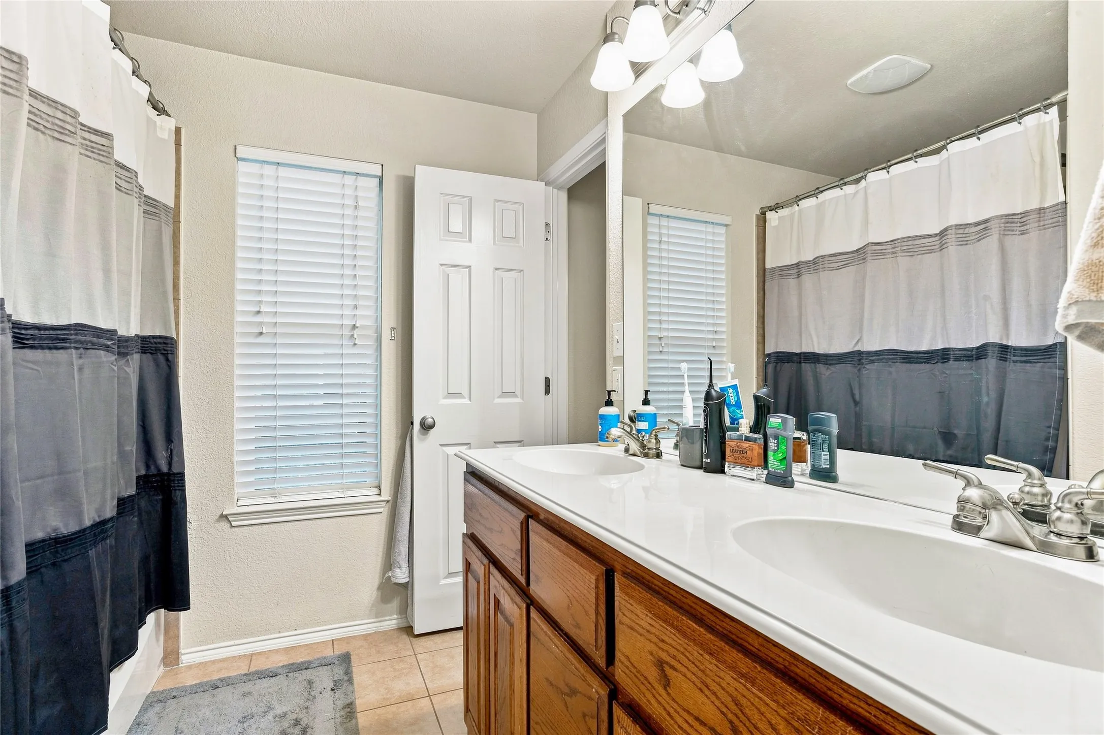 Primary Bath w Two Sinks