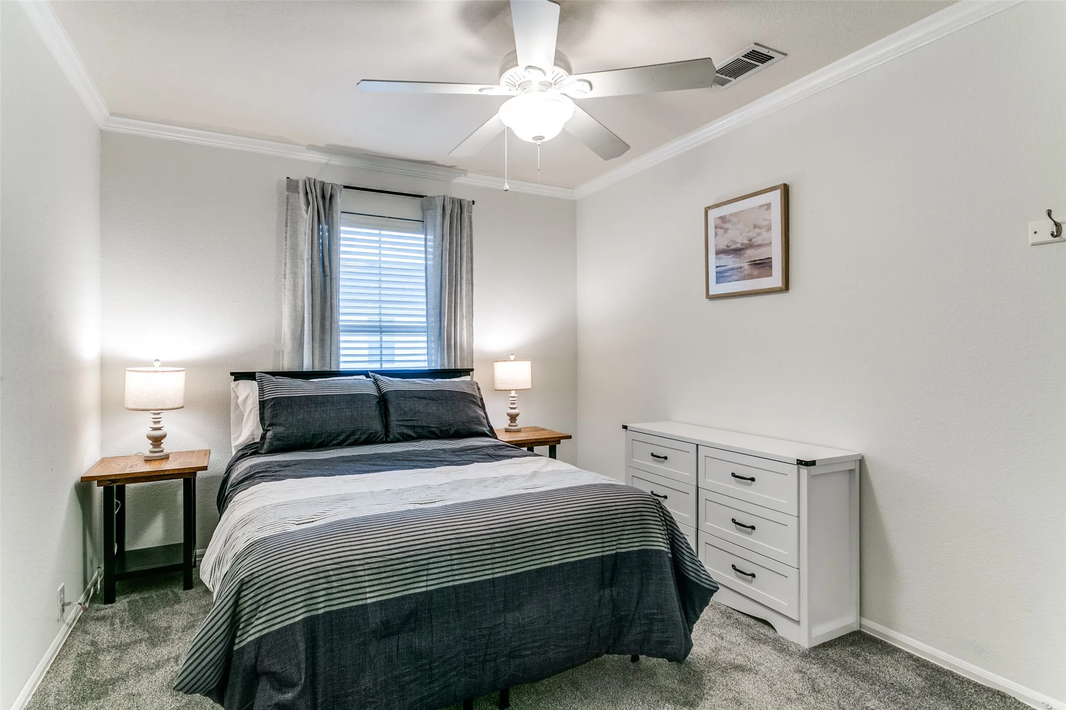 Townhouse For Sale in Denton County , 180 Leonard Street, Lewisville, Texas 75057, 3 Bedroom, 3 Bathroom, 2 Garage spaces, 1,505 Sqft, built in 2006, mls#21375939, Real Estate Agent in Lewisville, Homes For Sale in Denton county, Homes For Sale in Lewisville, Realtor in Lewisville Texas, Real Estate Brokerage Independent Realty Texas, Luminita Cordes Realtor