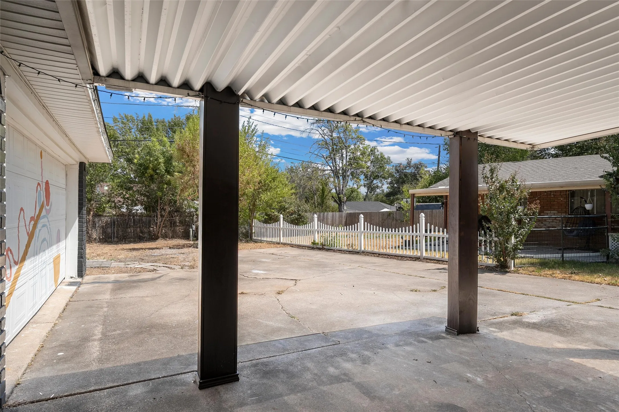 Single Family Residence For Sale in Mc Lennan County , 5831 Caldwell Street, Waco, Texas 76710, 3 Bedroom, 2 Bathroom, 2 Garage spaces, 1,519 Sqft, built in 1964, mls#21380883, Real Estate Agent in Waco, Homes For Sale in Mc Lennan county, Homes For Sale in Waco, Realtor in Waco Texas, Real Estate Brokerage Independent Realty Texas, Luminita Cordes Realtor