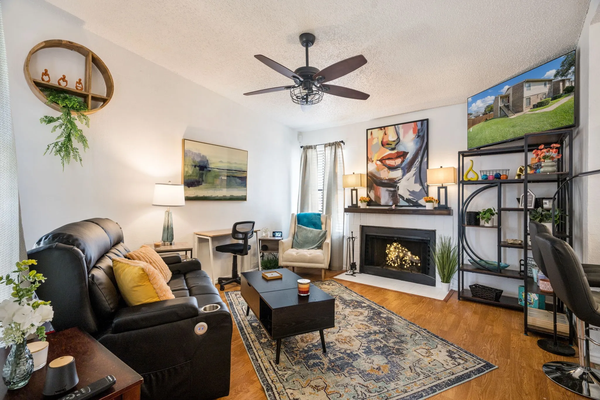 Condominium For Sale in Collin County , 4748 Old Bent Tree Lane 802, Dallas, Texas 75287, 1 Bedroom, 1 Bathroom, 1 Garage spaces, 537 Sqft, built in 1985, mls#21371317, Real Estate Agent in Dallas, Homes For Sale in Collin county, Homes For Sale in Dallas, Realtor in Dallas Texas, Real Estate Brokerage Independent Realty Texas, Luminita Cordes Realtor